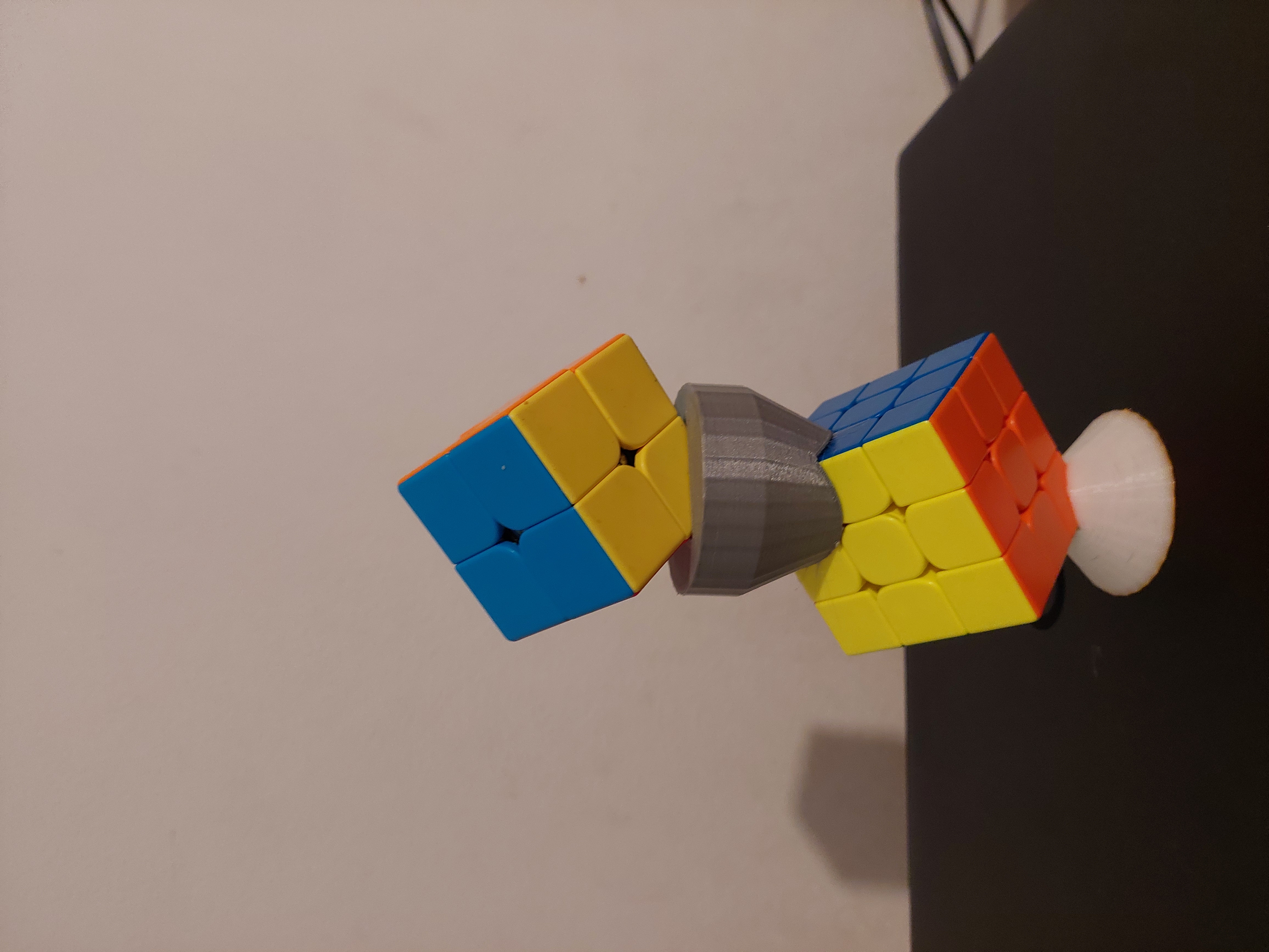 Miniatura 2 do modelo 3D Rubik's cube stand