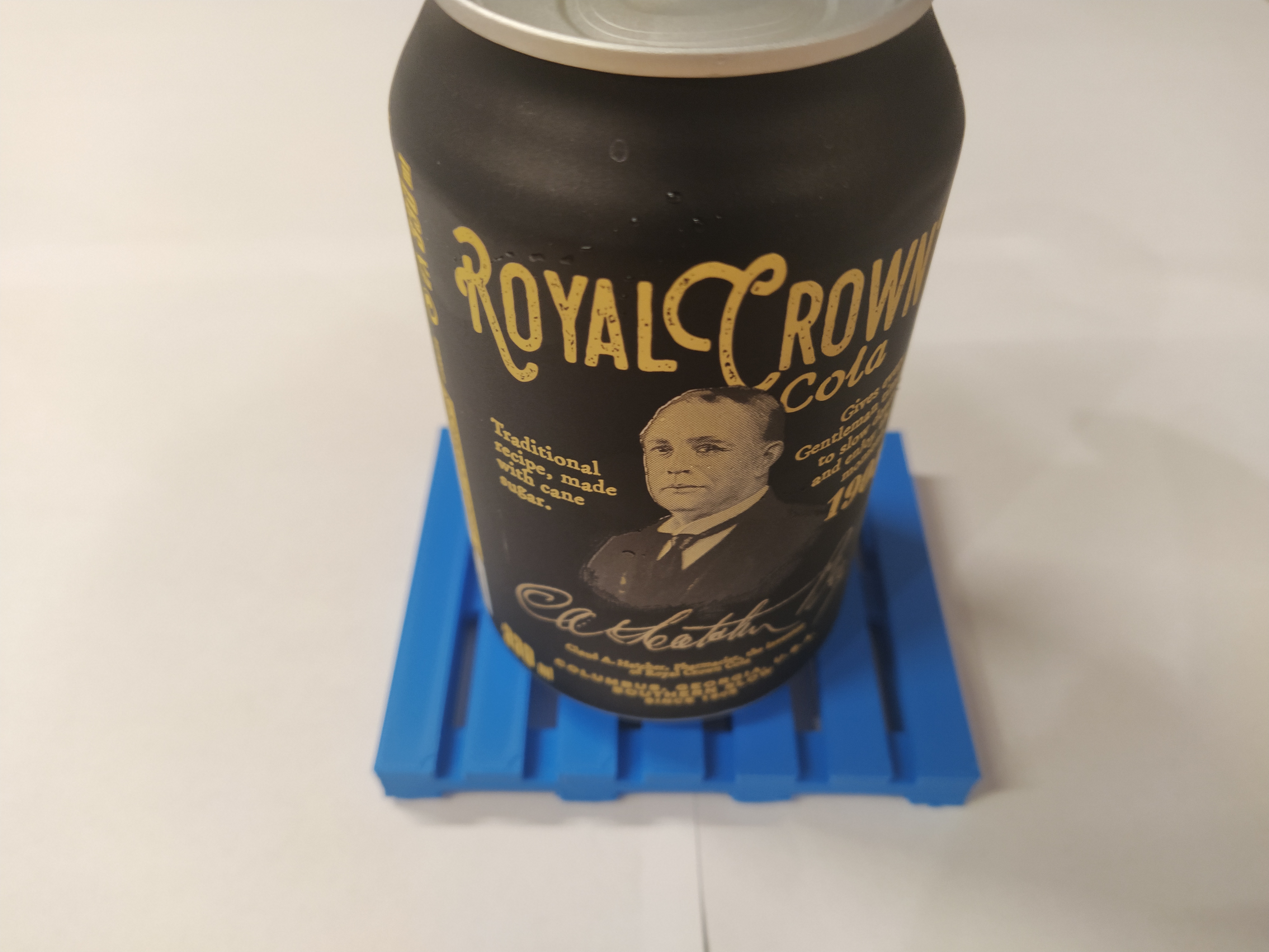 palette shaped coaster