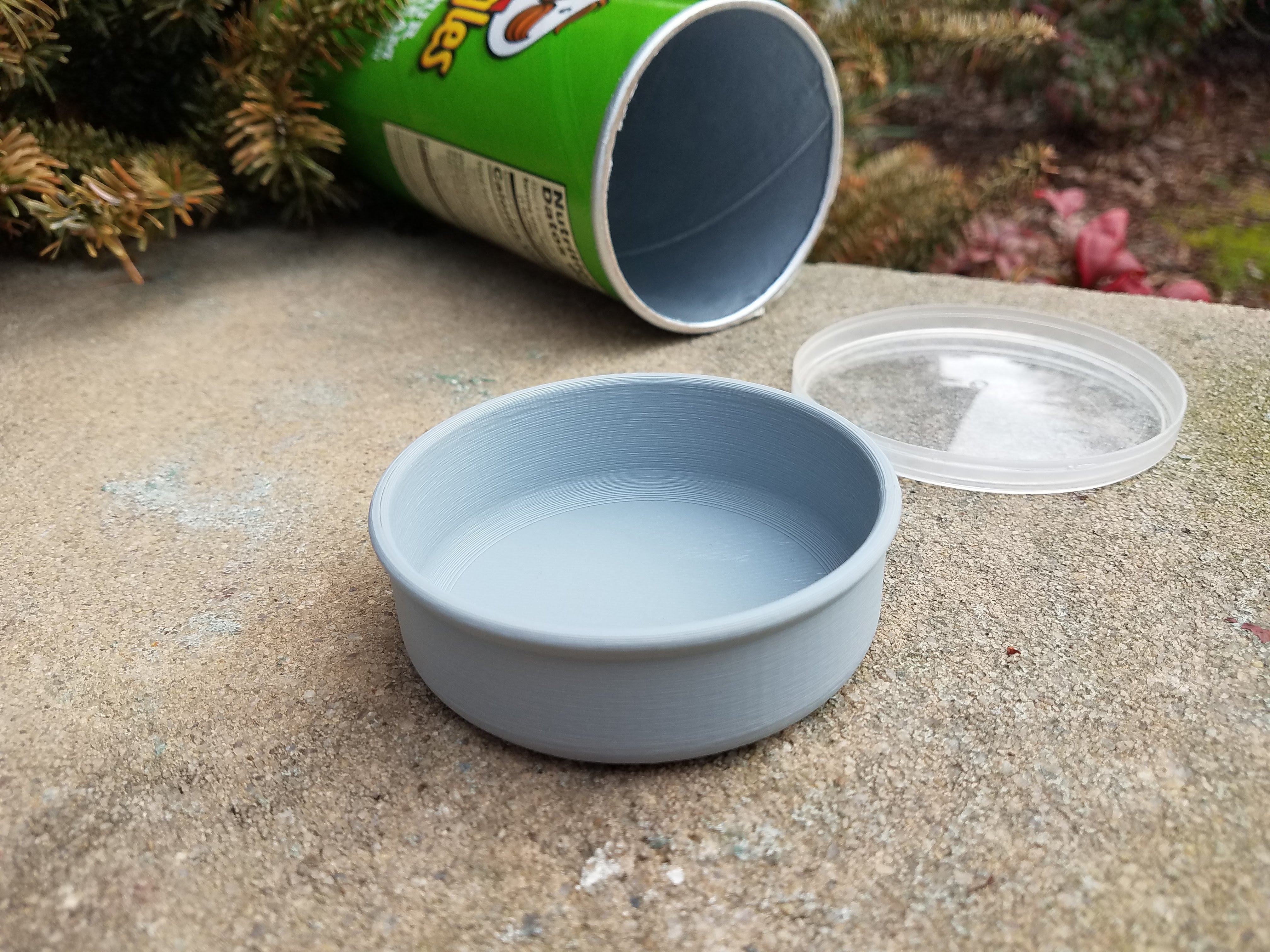 Miniatura 2 do modelo 3D Pringles Lid Container