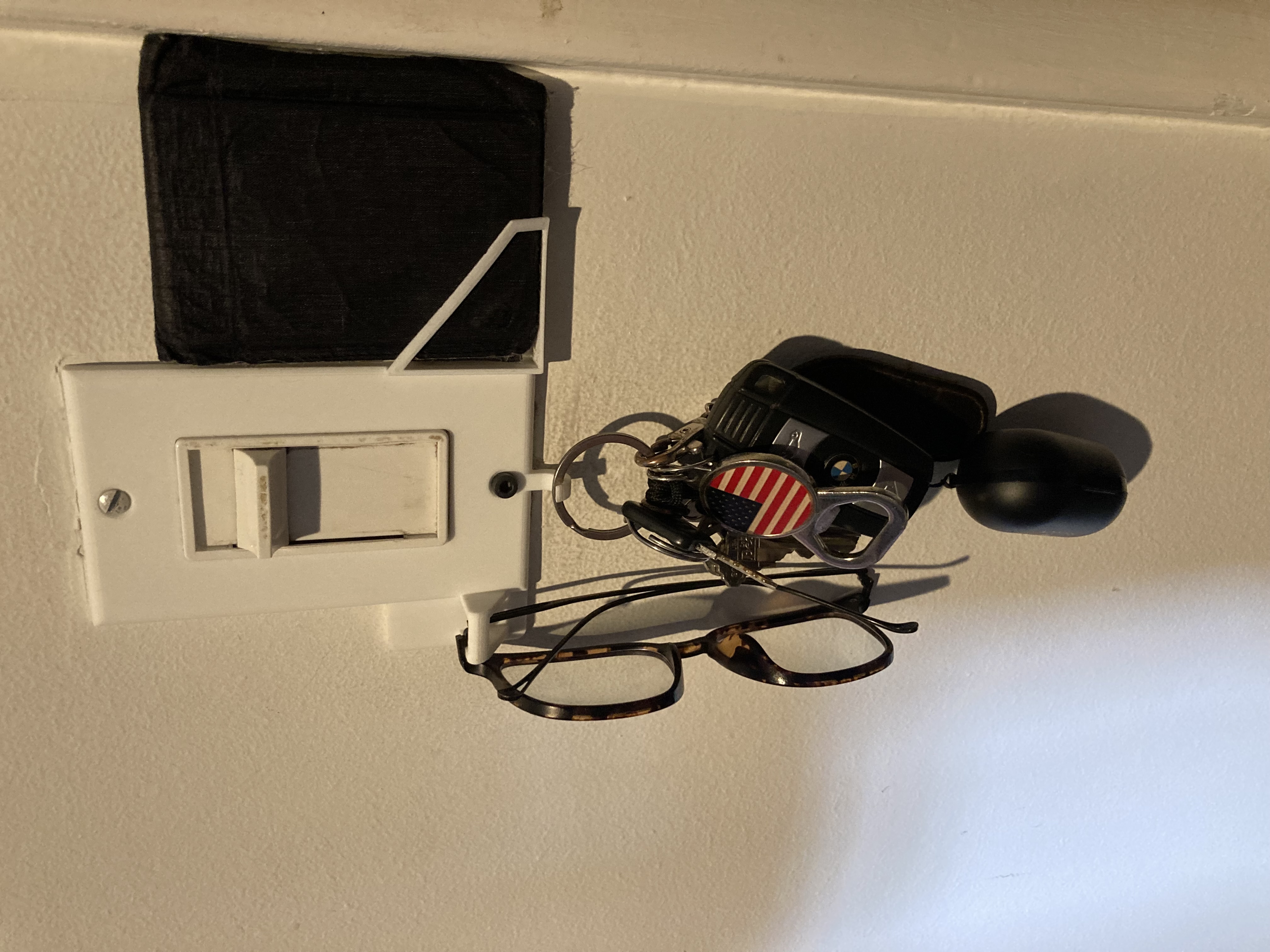 Miniatura 2 do modelo 3D EDC Light switch Cover