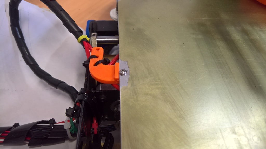 Heatbed cable strain relief Wanhao Duplicator i3 (low-profile)