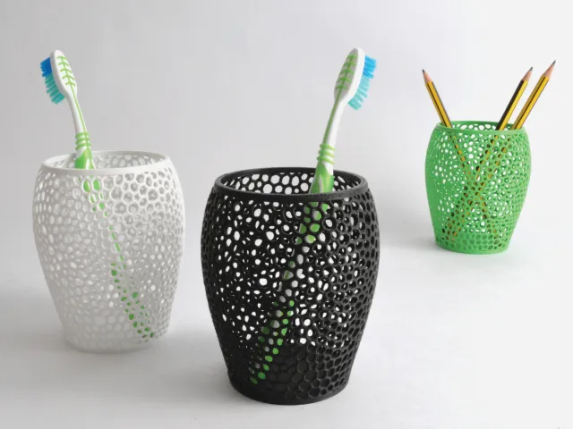 Toothbrush holder voronoi