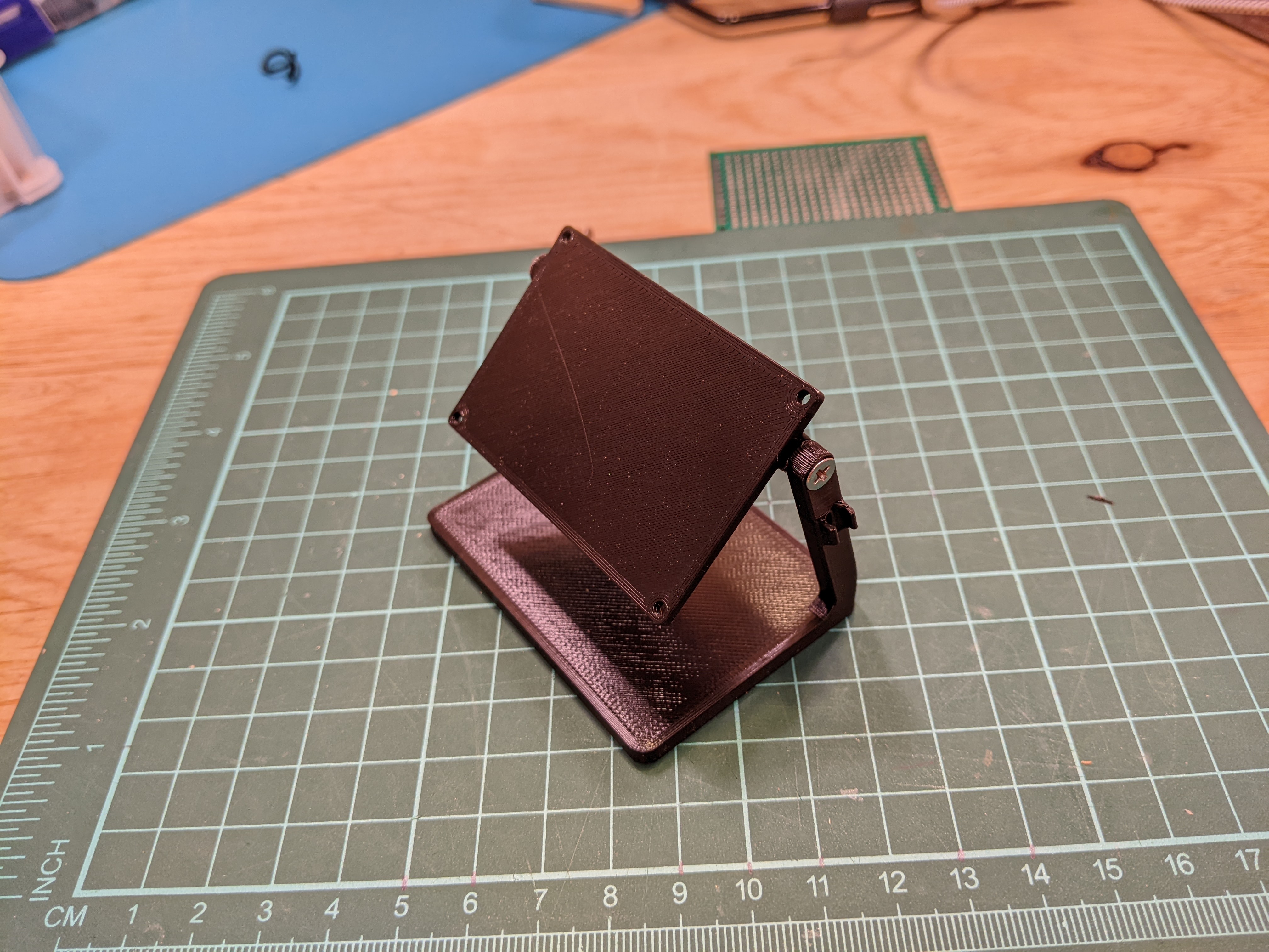 Miniatura 2 do modelo 3D Prototyping Board Display Stand