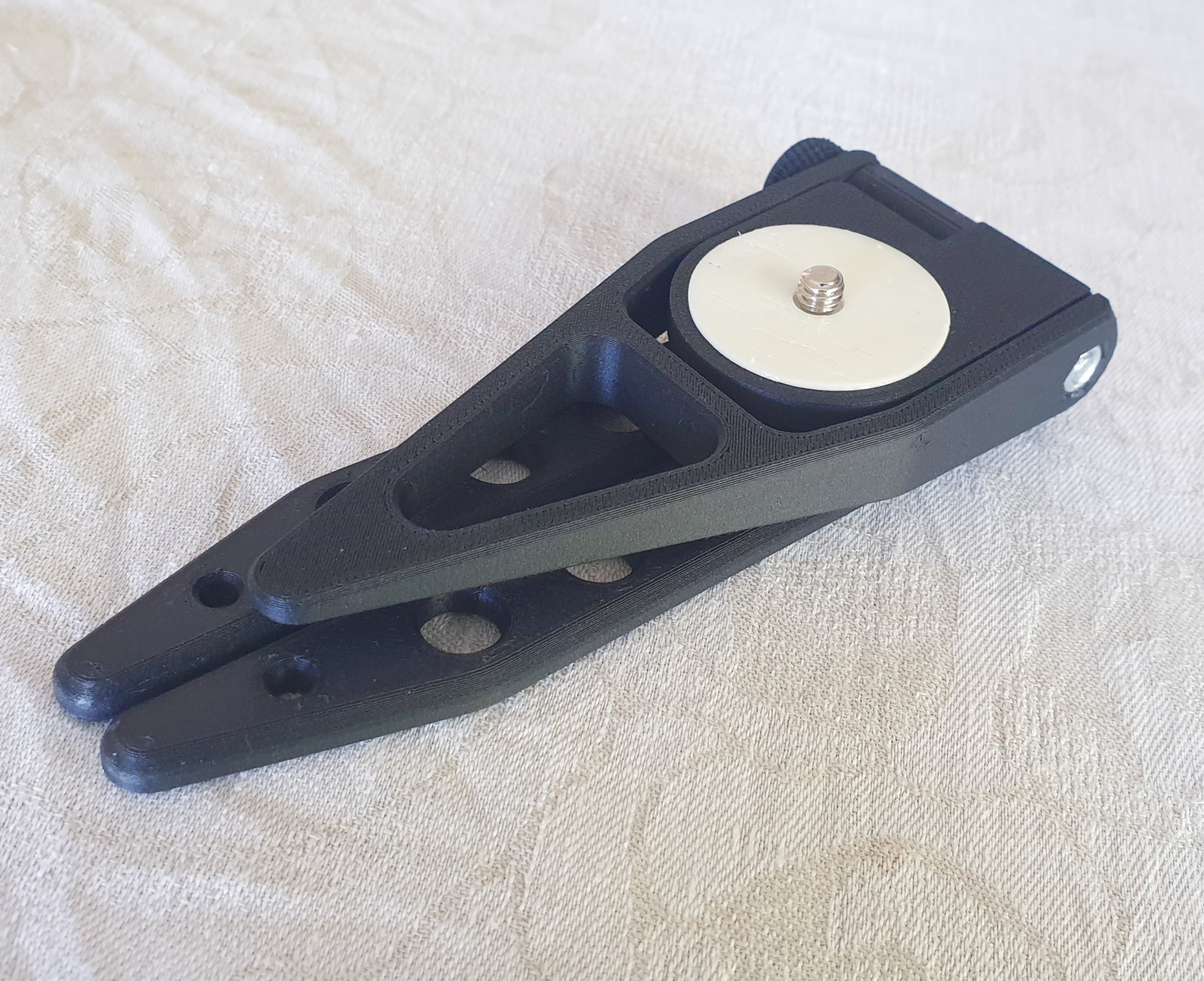 Compact Tripod by Boopidoo | Download free STL model | Printables.com