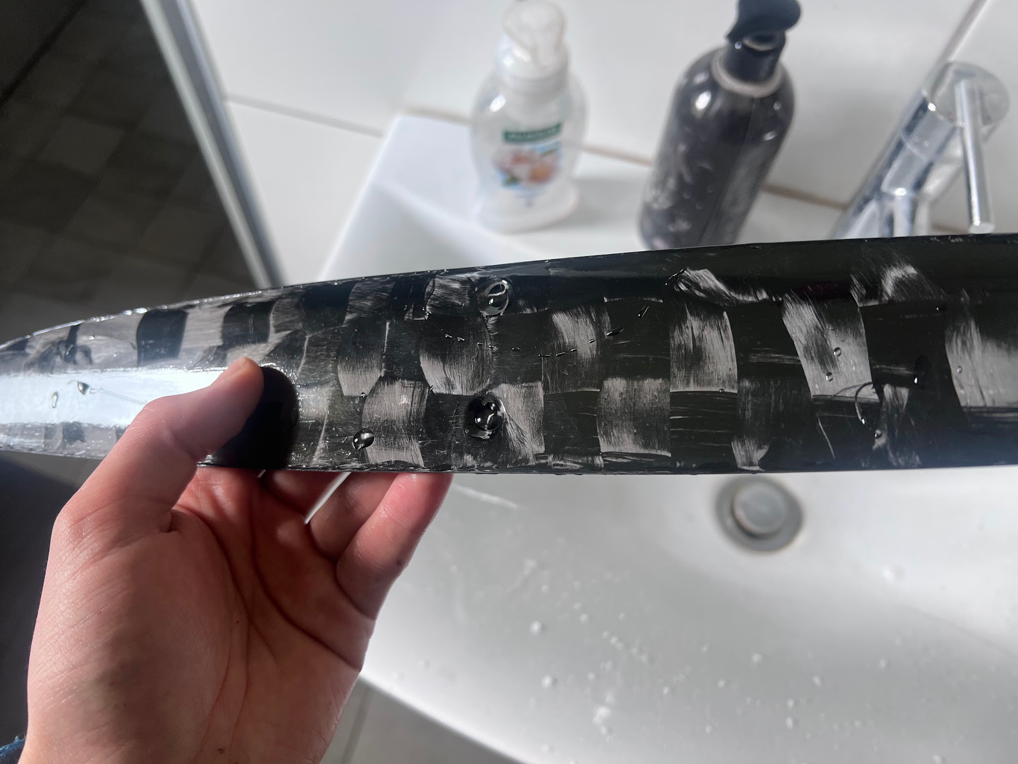 Hydrofoil stab compression mold — thumbnail 2