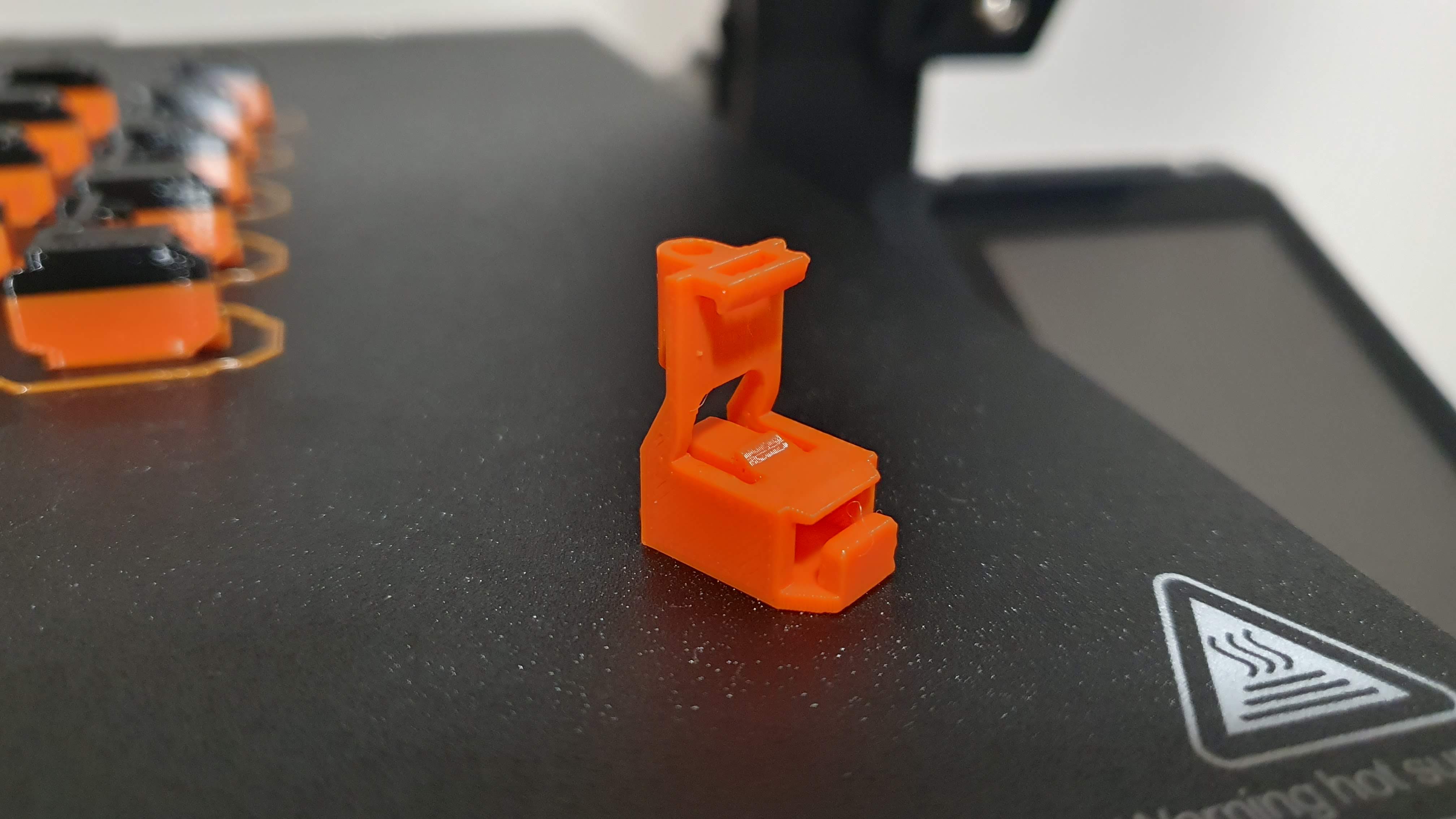 Carrera - barriers holder