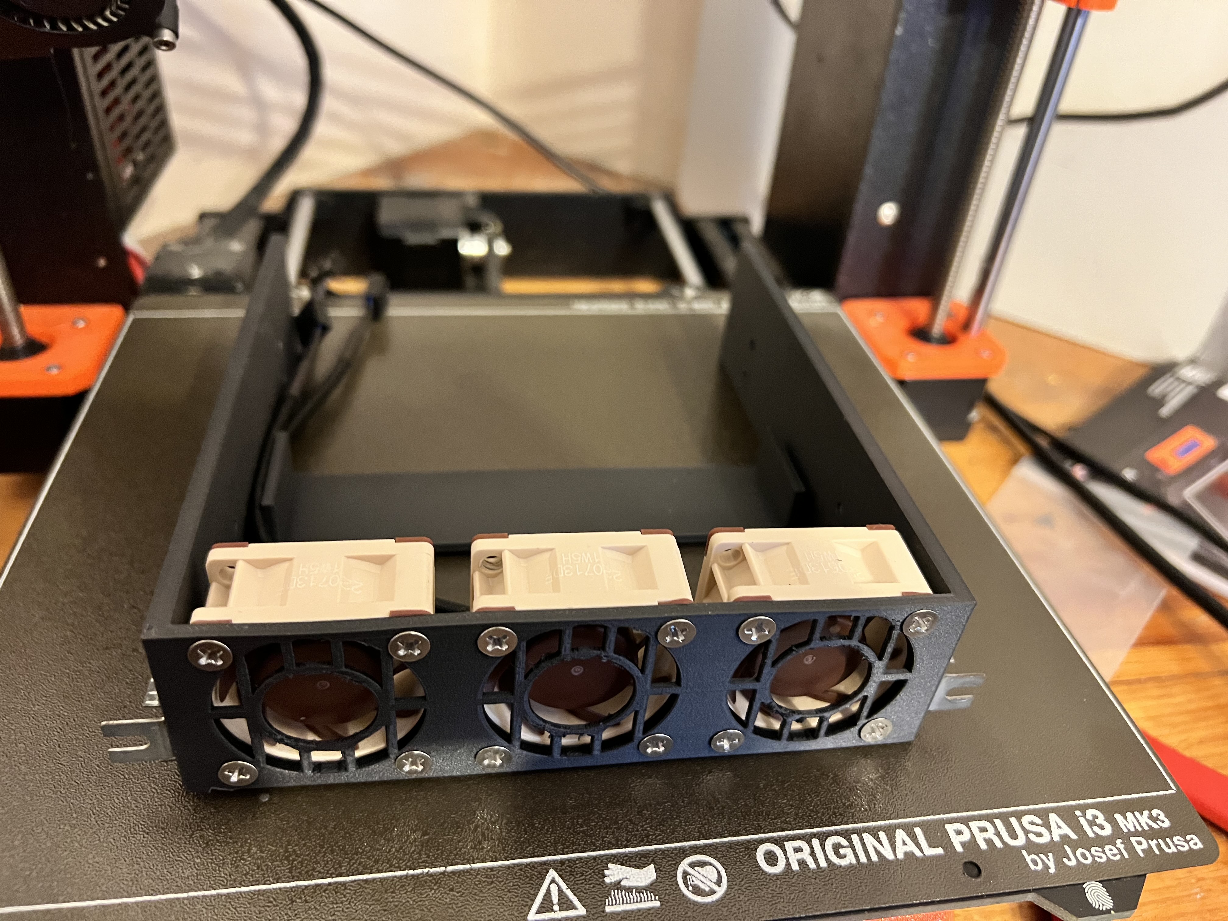 5.25" drive bay mount for 3x40mm fans