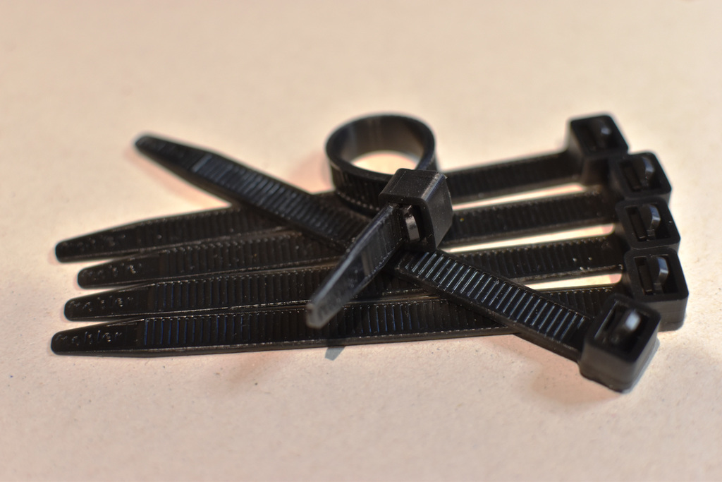 Ziptie with release