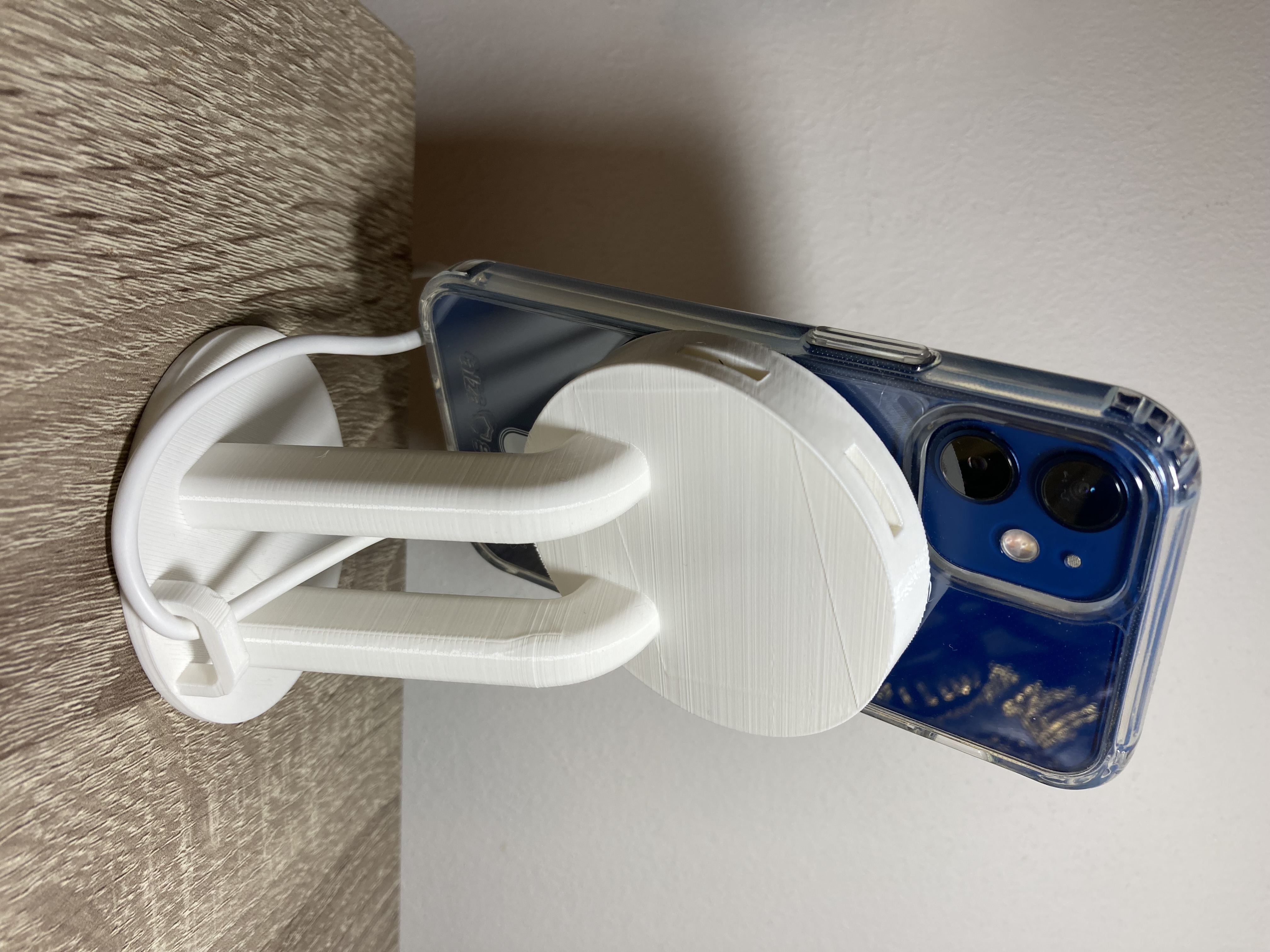 Miniatura 2 do modelo 3D Apple iPhone MagSafe Stand