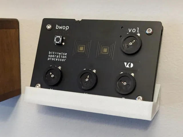 BWOP by Variable Oscillations Wall Stand