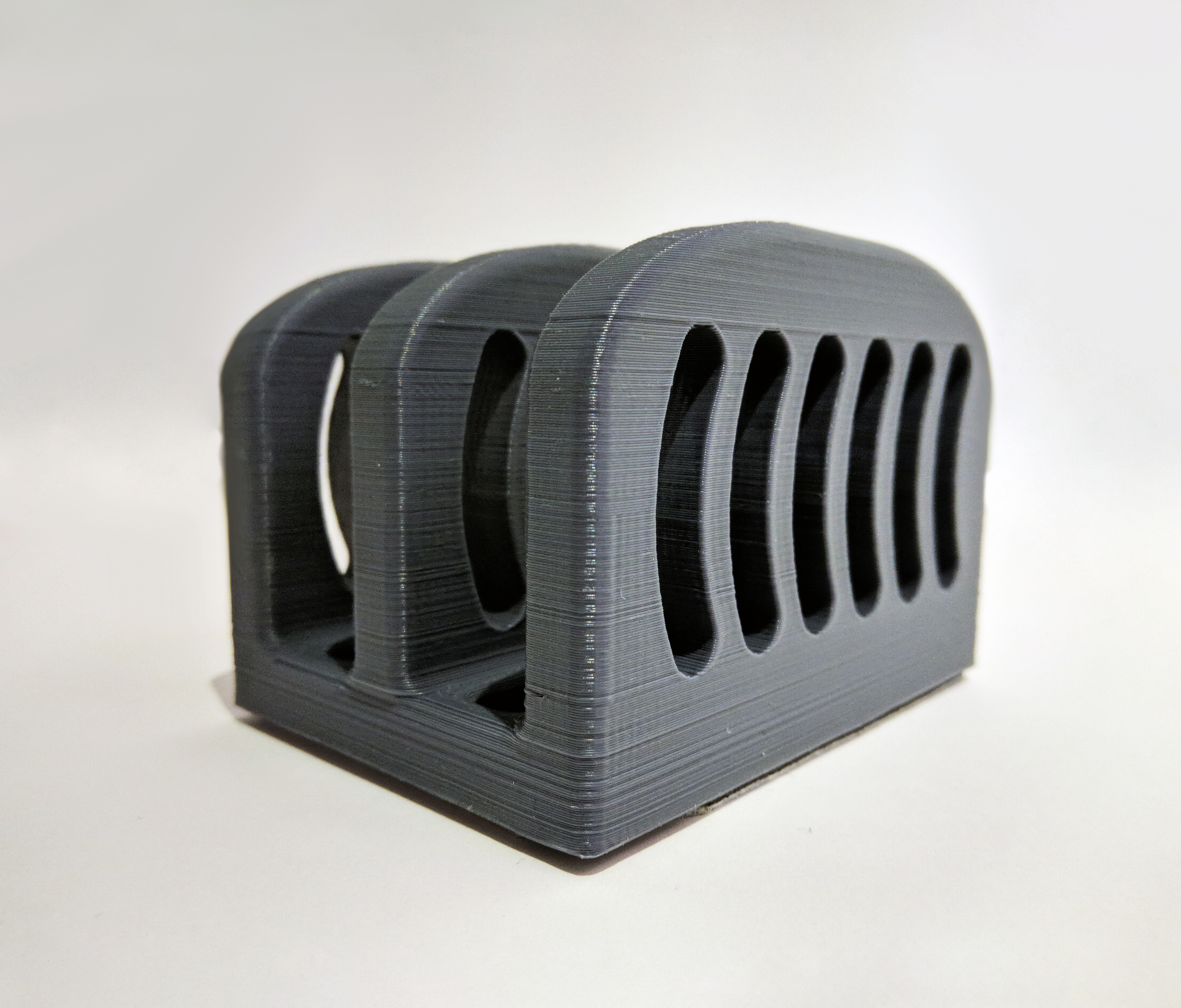 Miniatura 3 do modelo 3D Cutting Board Holder