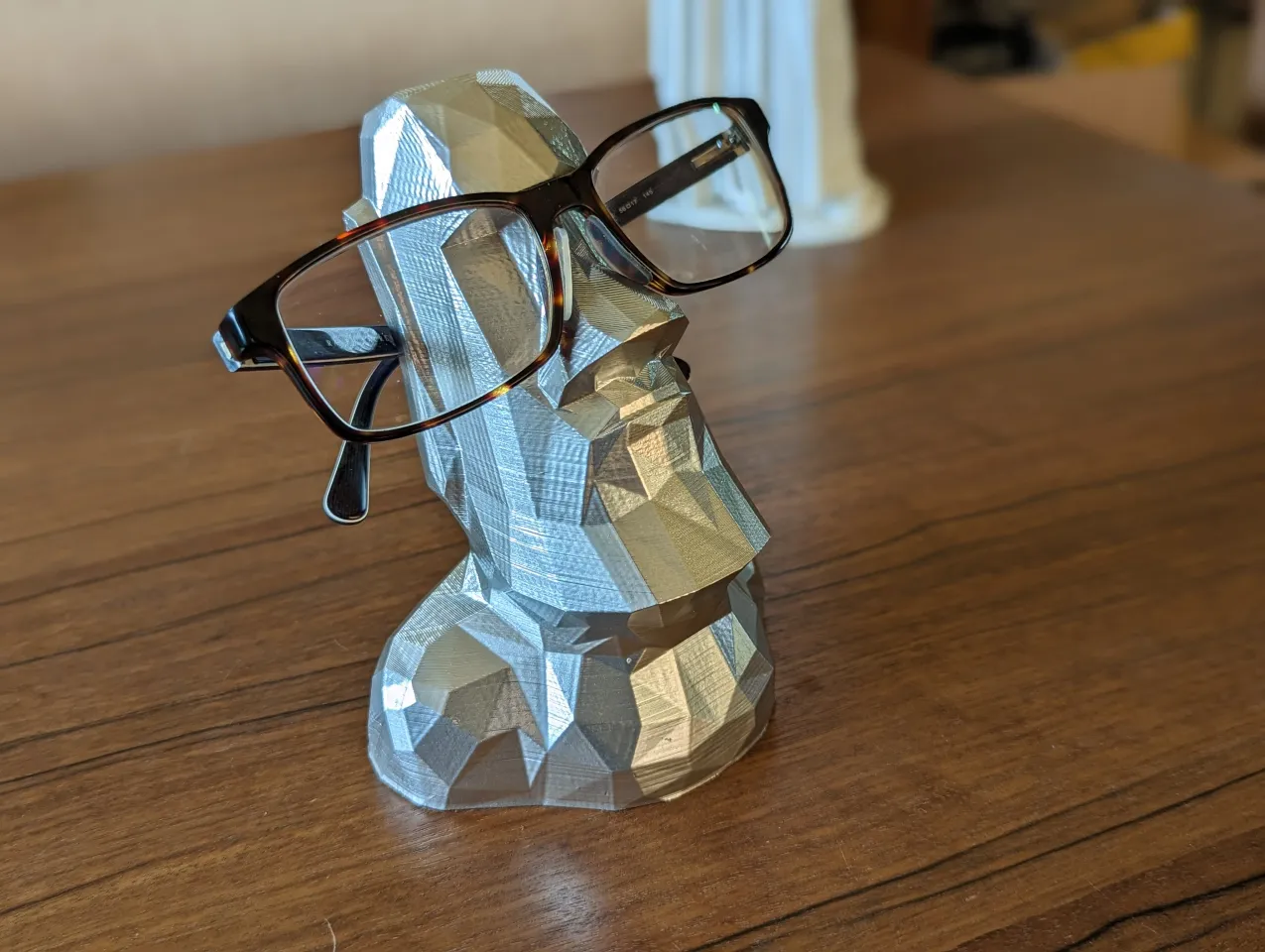 Moai Eyeglass Holder - Remix by Thimira