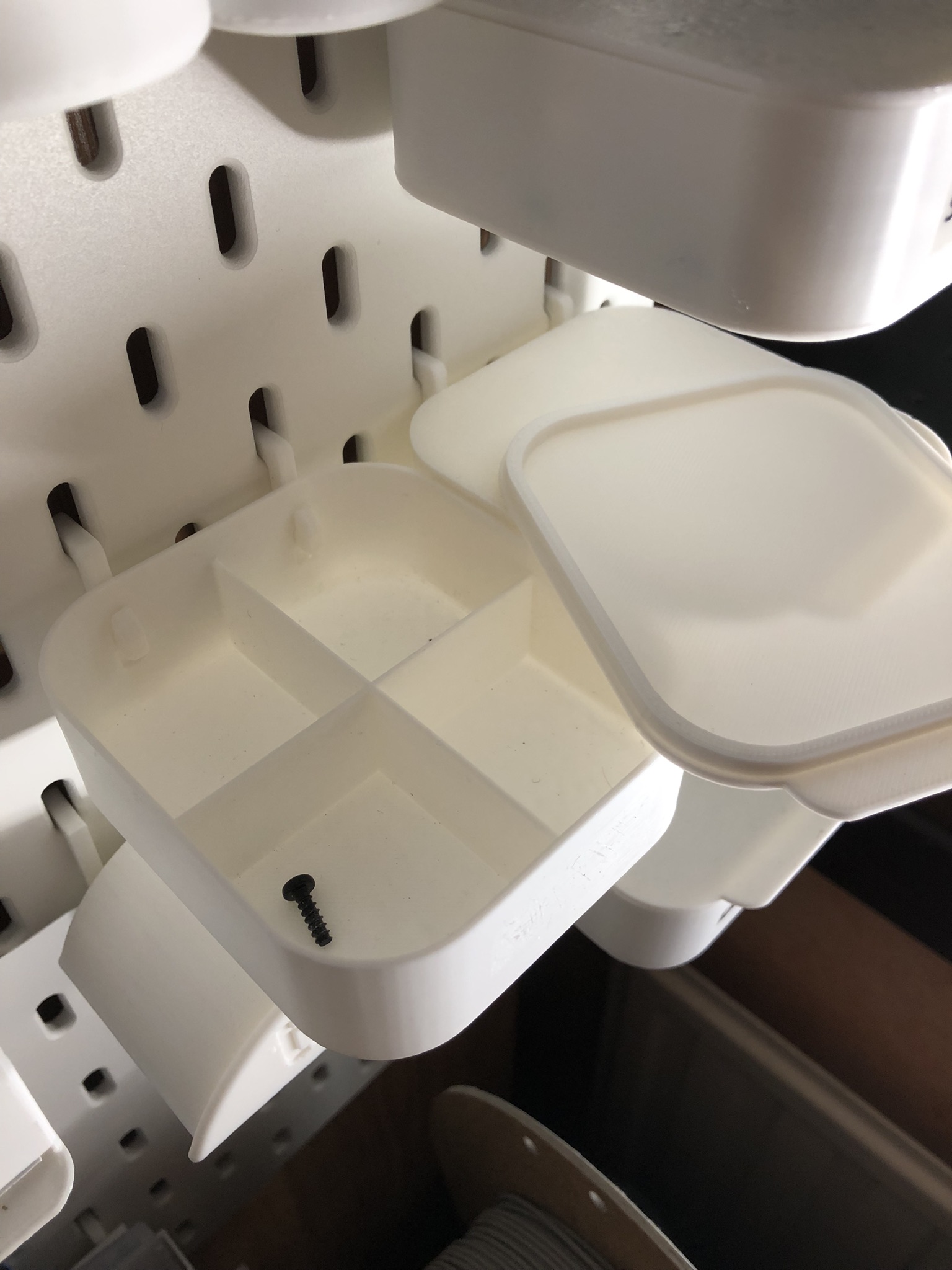 Skadis Small container 4 parts + lid