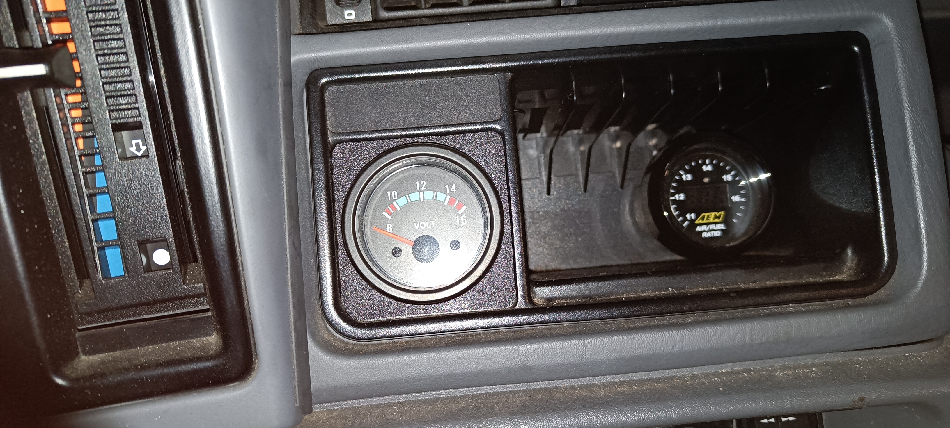 Ford Sierra mk2 gauge