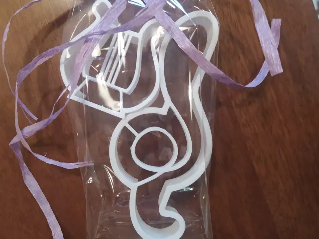 Musical cookie cutters