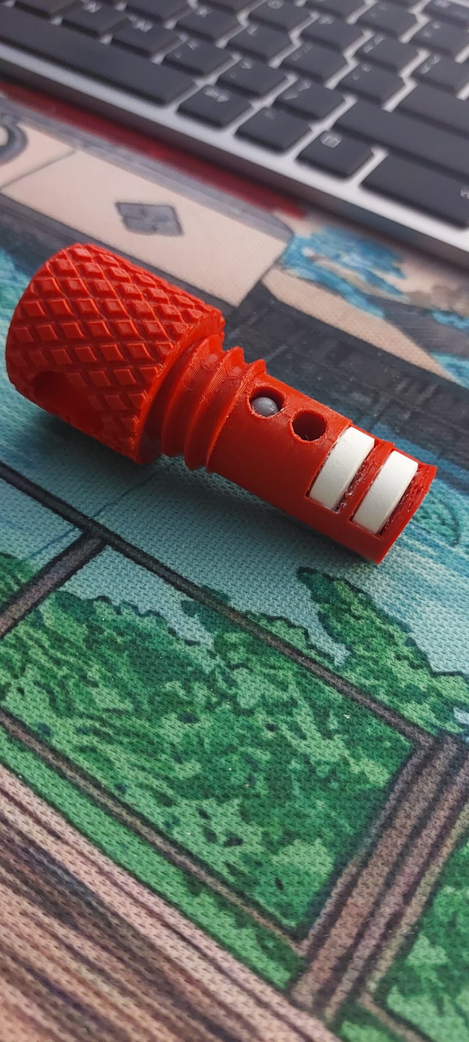 Miniatura 3 do modelo 3D Keychain pill box