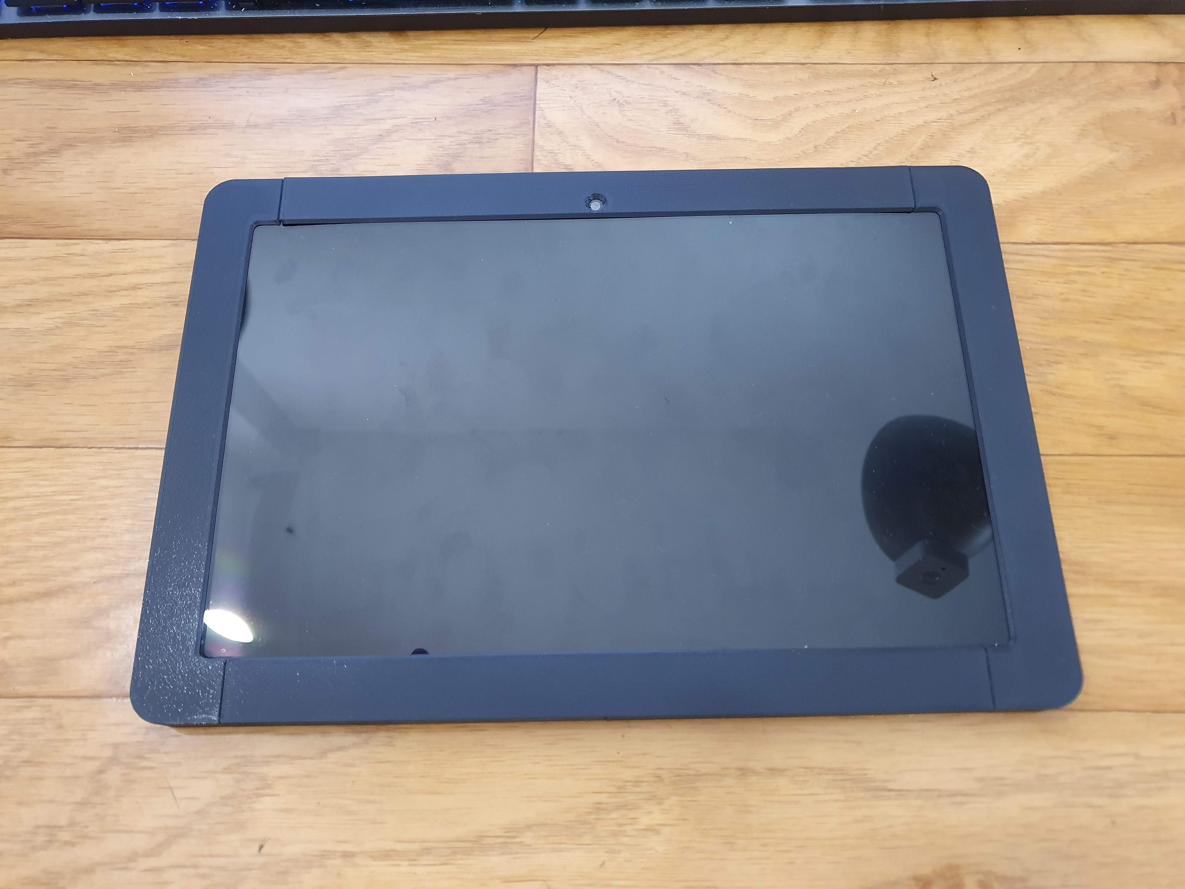 Galaxy Tab A8 Wall Mount by adynis Download free STL model