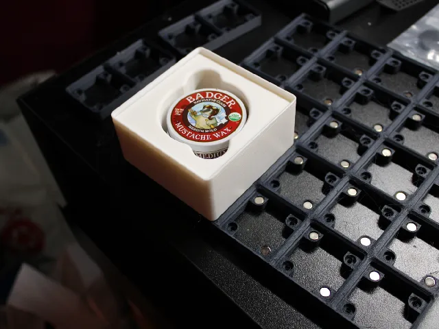 Gridfinity Moustache Wax Holder