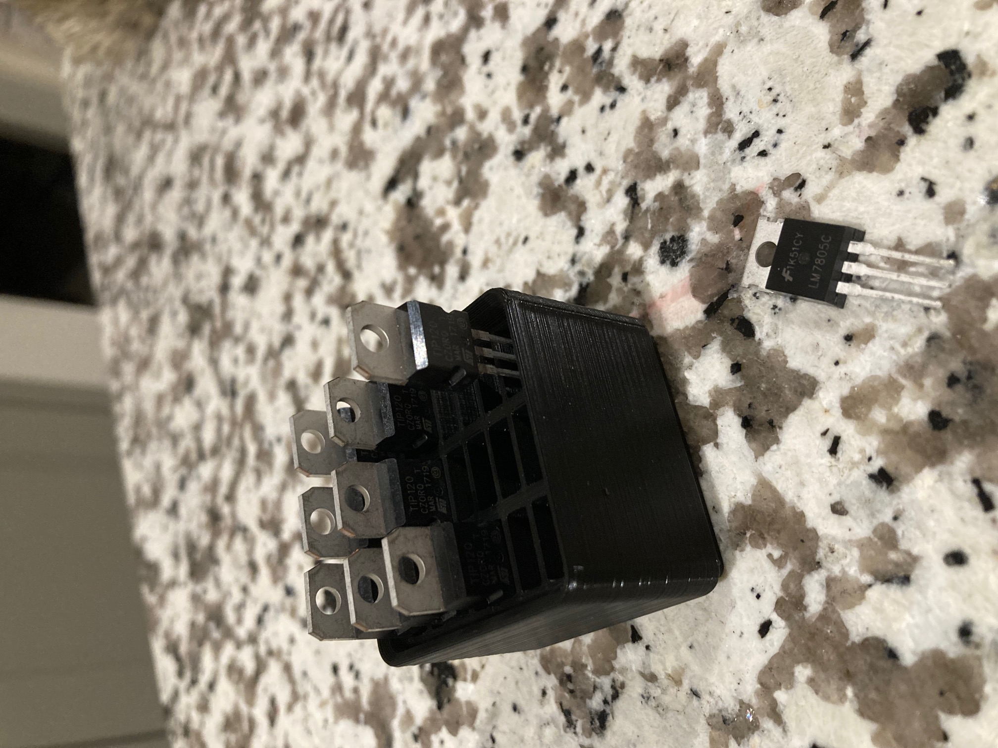 Gridfinity TO220 packaged Component holder 3D model thumbnail