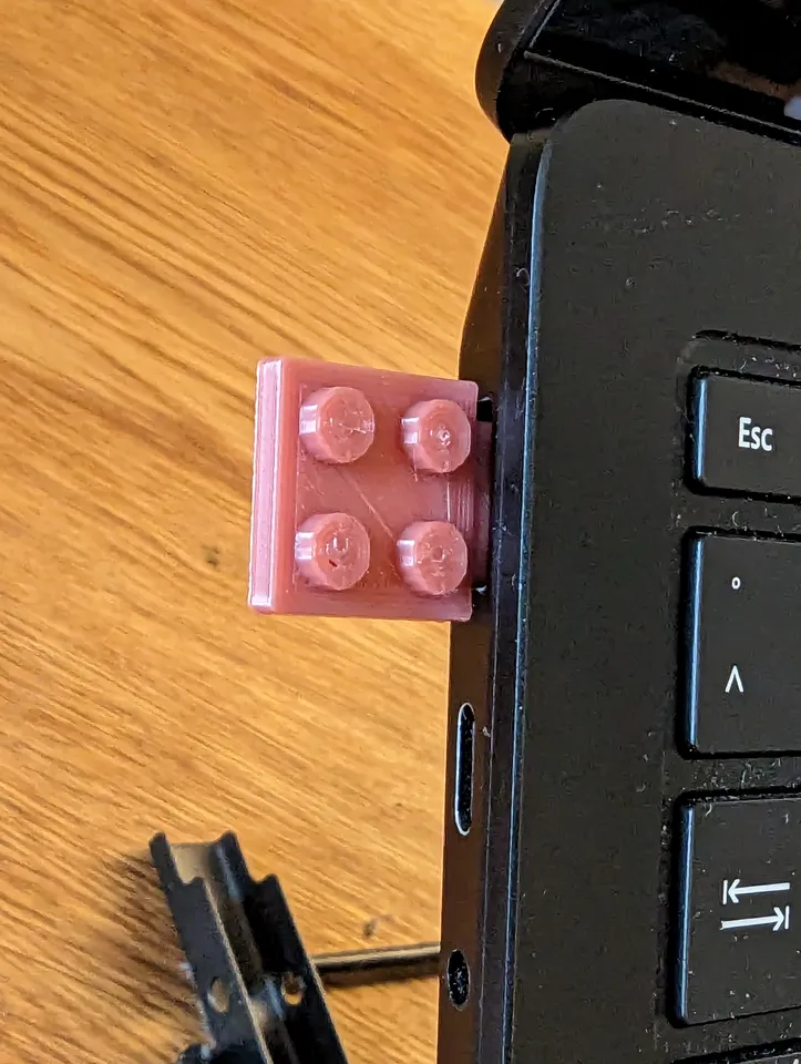 USB to Lego by Martin Th. | Download free STL model | Printables.com