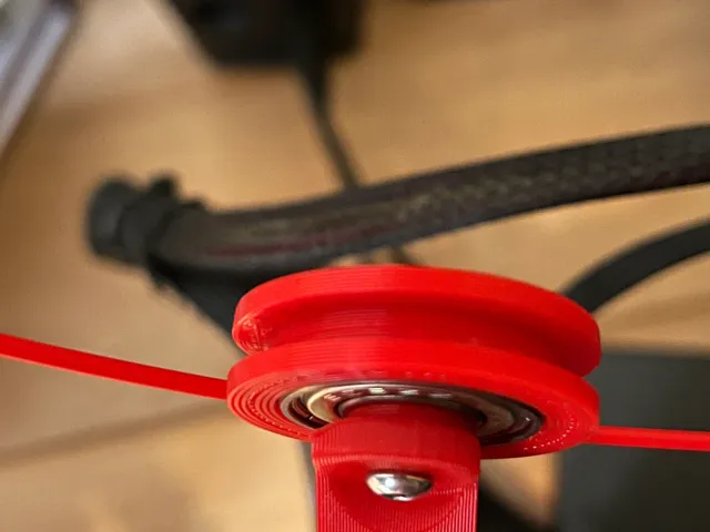 A smaller guide for only one 608 bearing