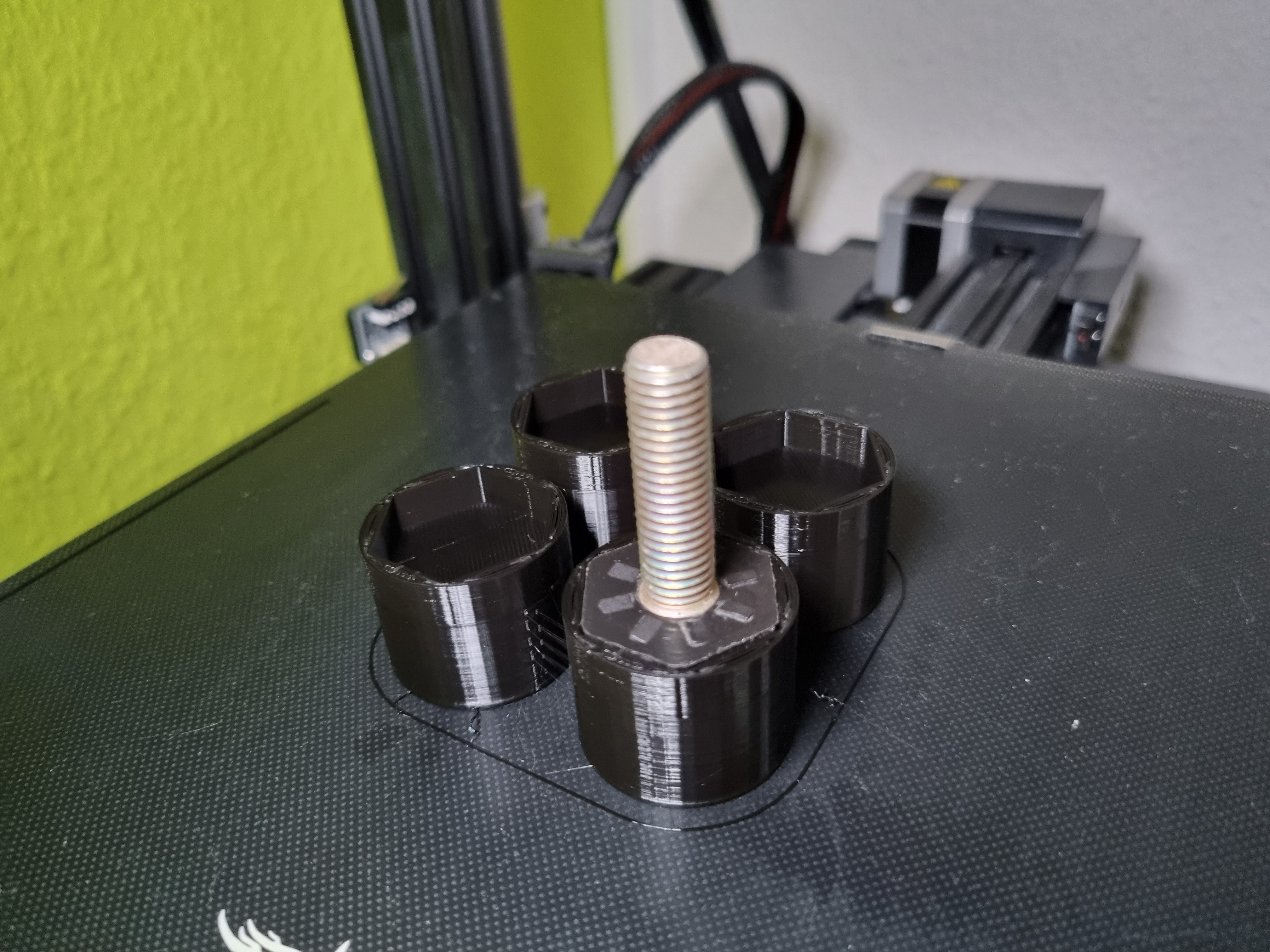 Extension feet for hexagonal table leg screws