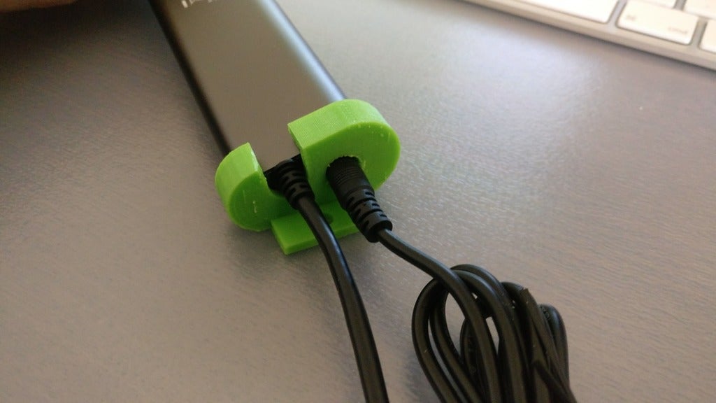 i-tec USB 3.0 Metal Charging Hub mount
