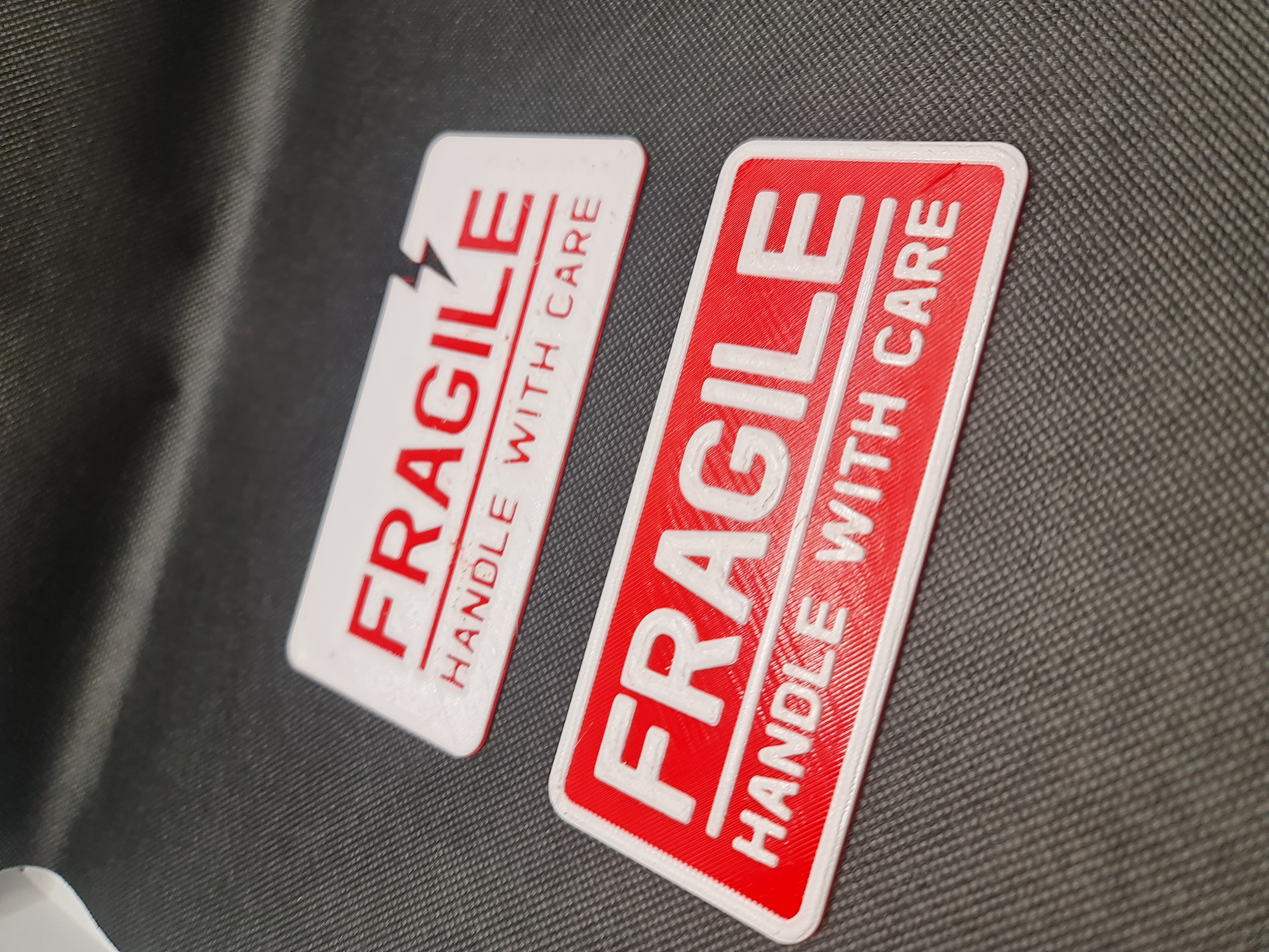 Fragile Signage — miniatura 2