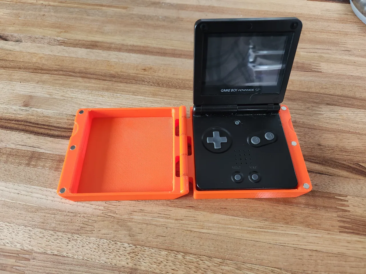 Gameboy Advance SP Case by Schaefermakes, Download free STL model