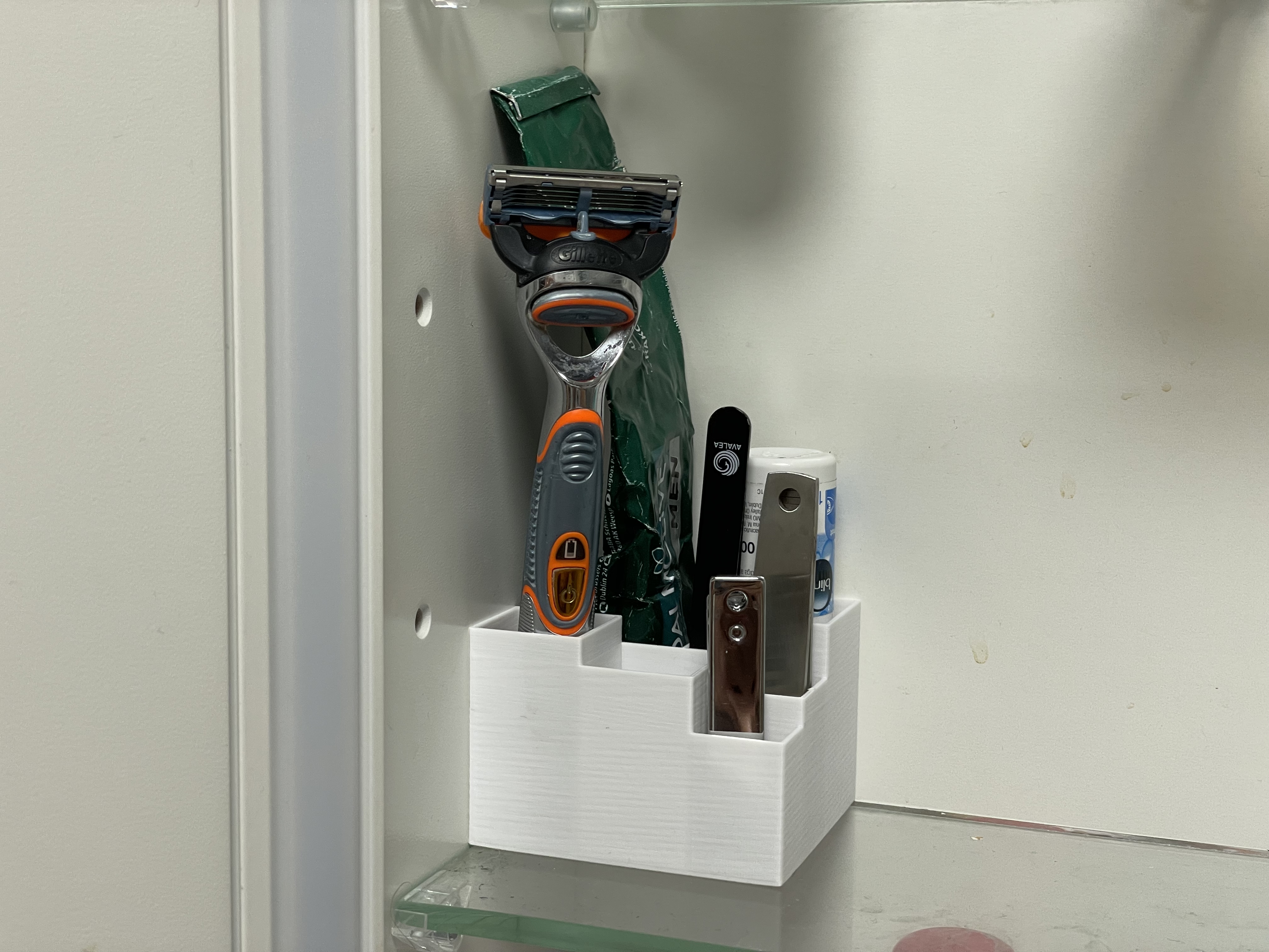 Bathroom cabinet organizer