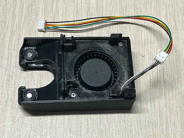 Redesigned Qidi Q2 Toolhead Model Cooling Fan Duct with Air Intake Fence