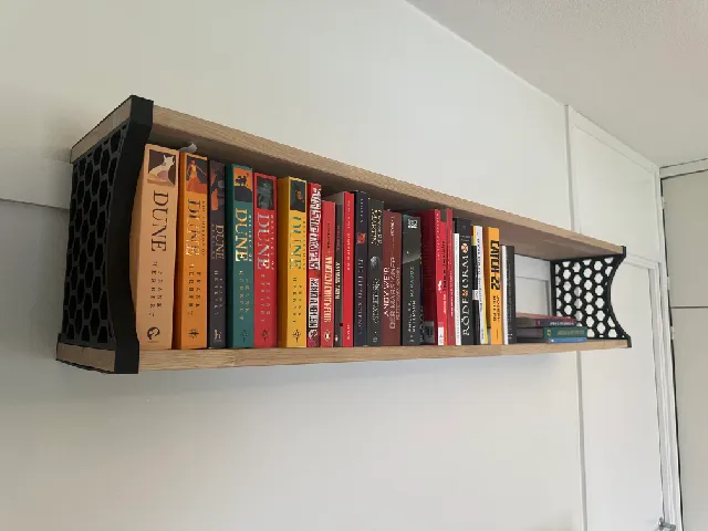 shelf to hang picture ledge