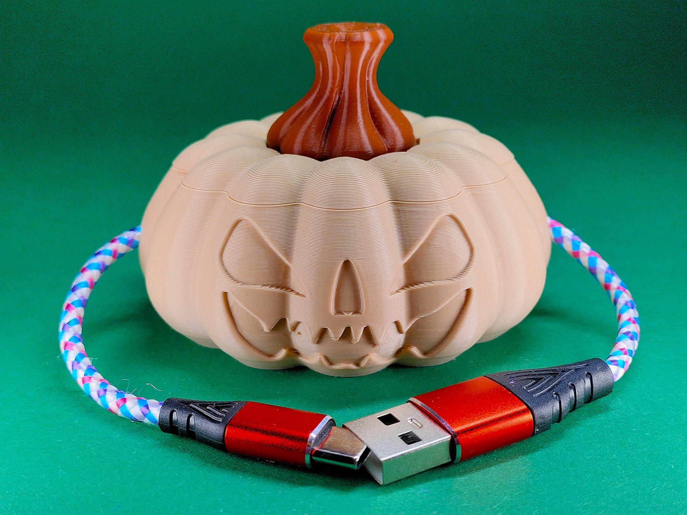 Pumpkin cable winder