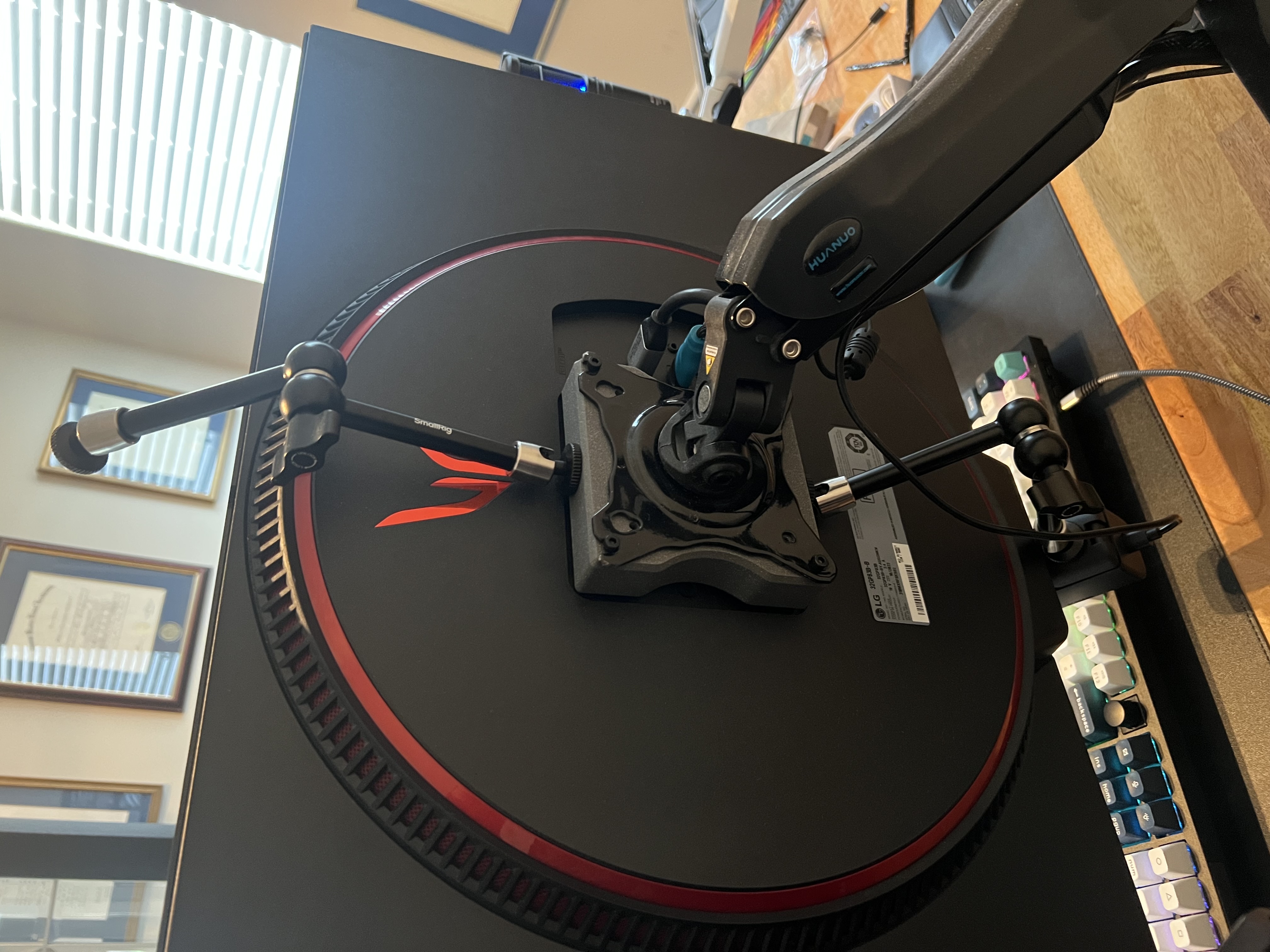 Vesa Plate with Magic Arm Attachment