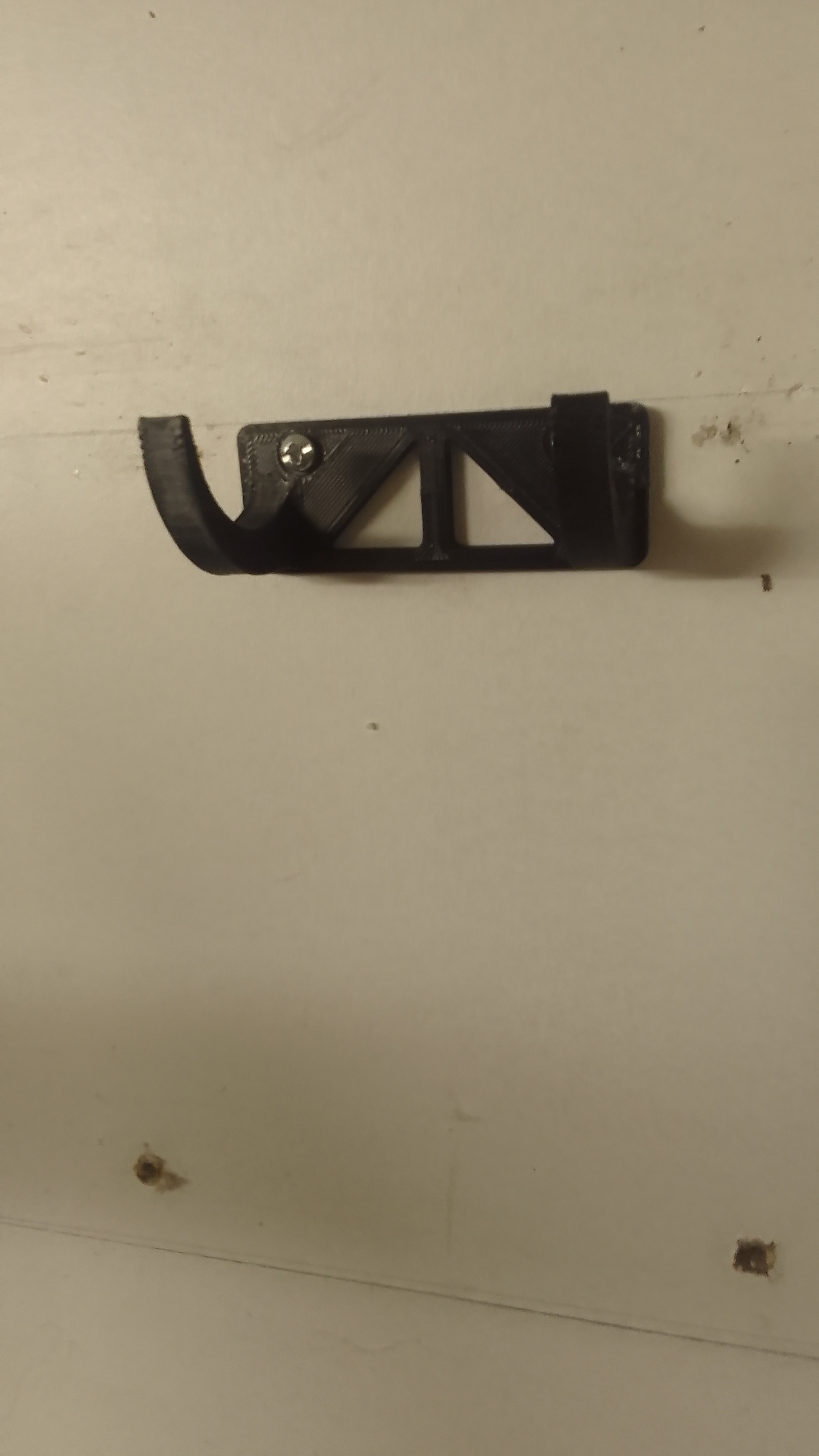 Skateboard holder
