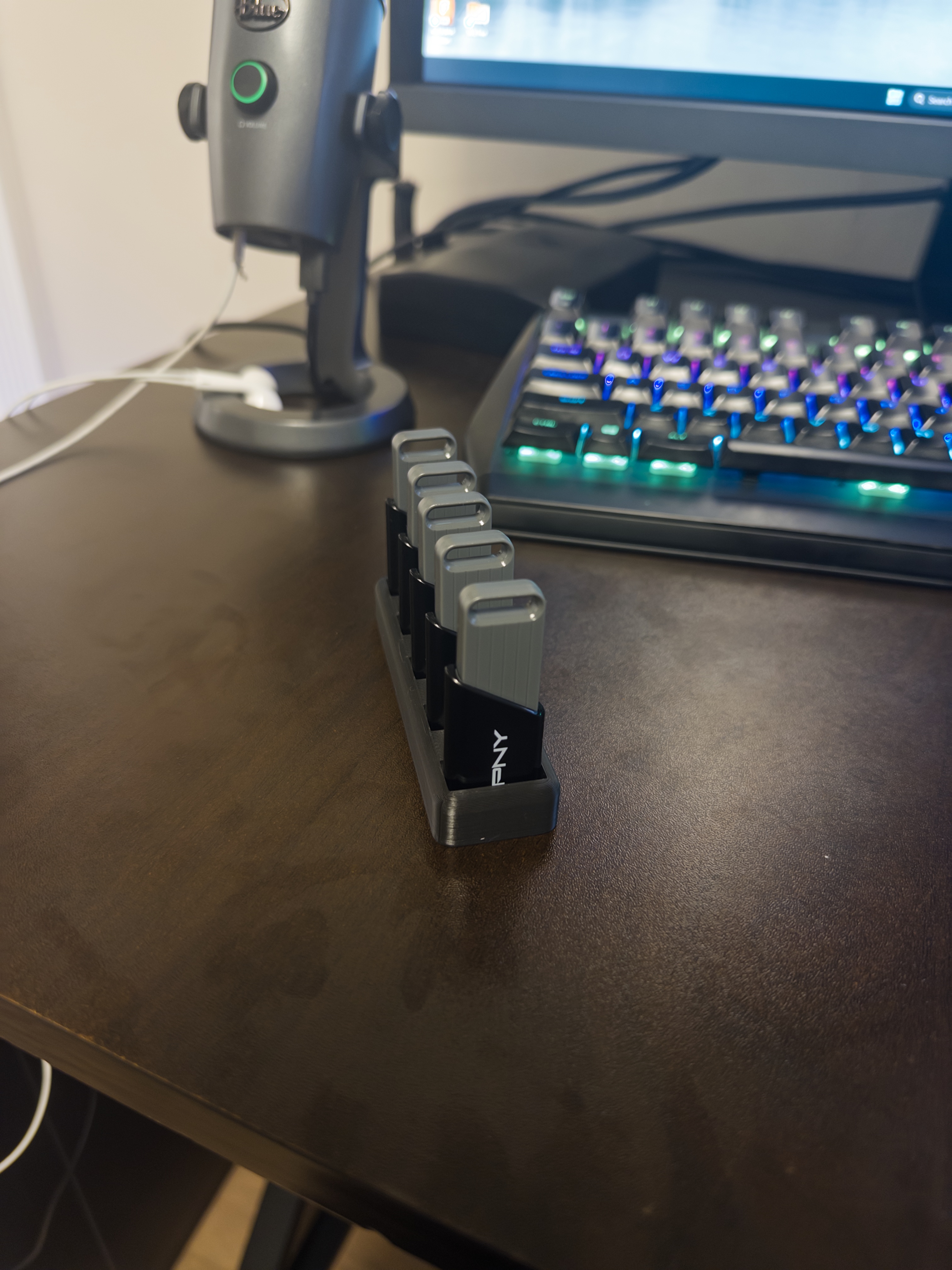 USB Drive Holder