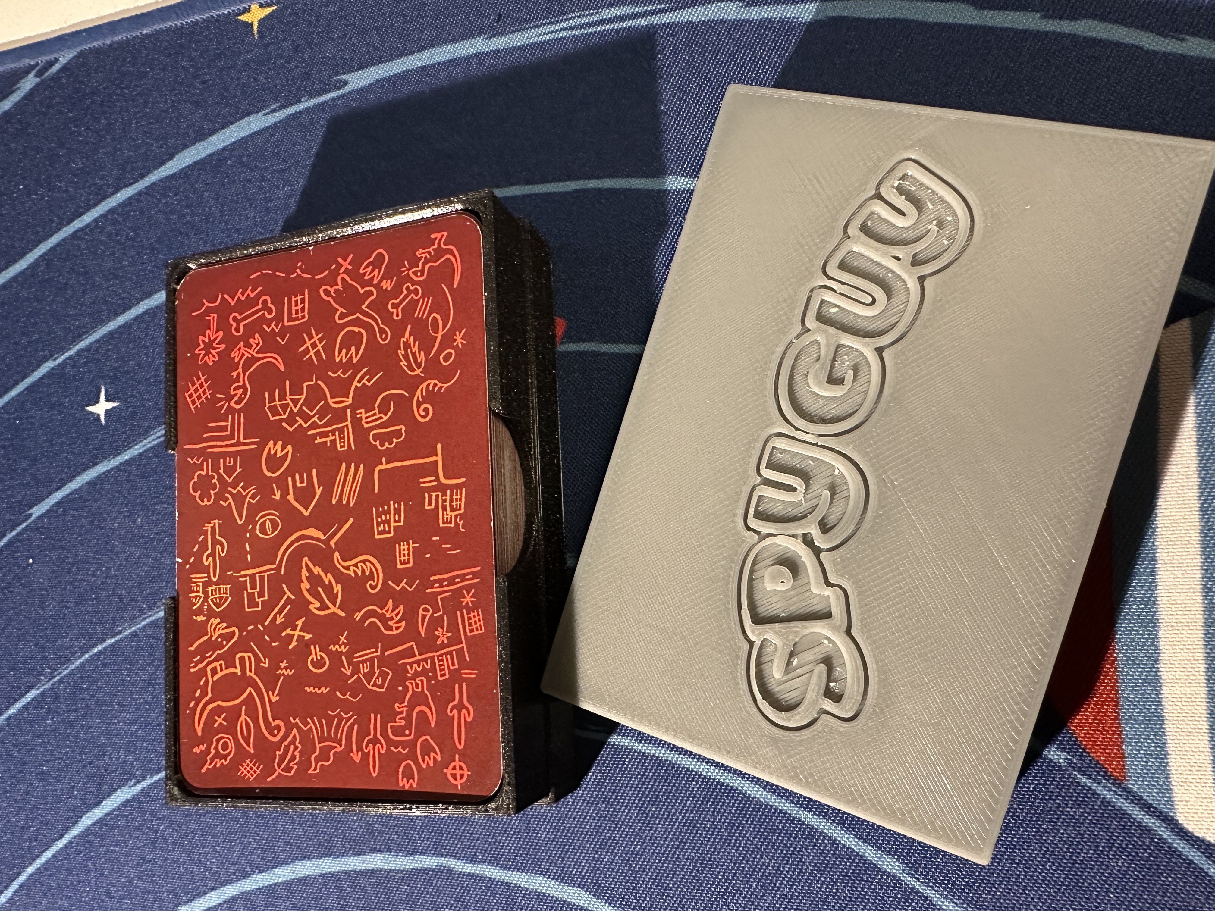 Spy Guy by Trefl card holder/box