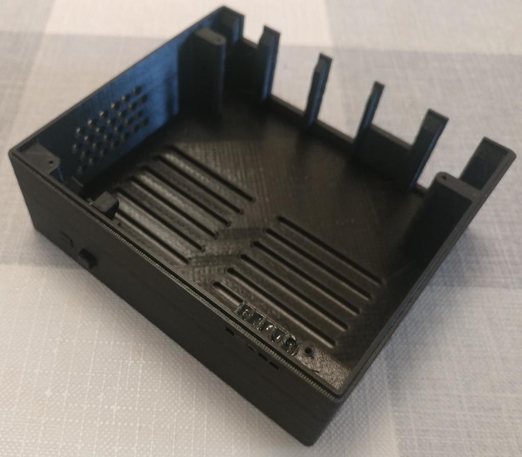 Miniatura 7 do modelo 3D Odroid H2 (H3) Case