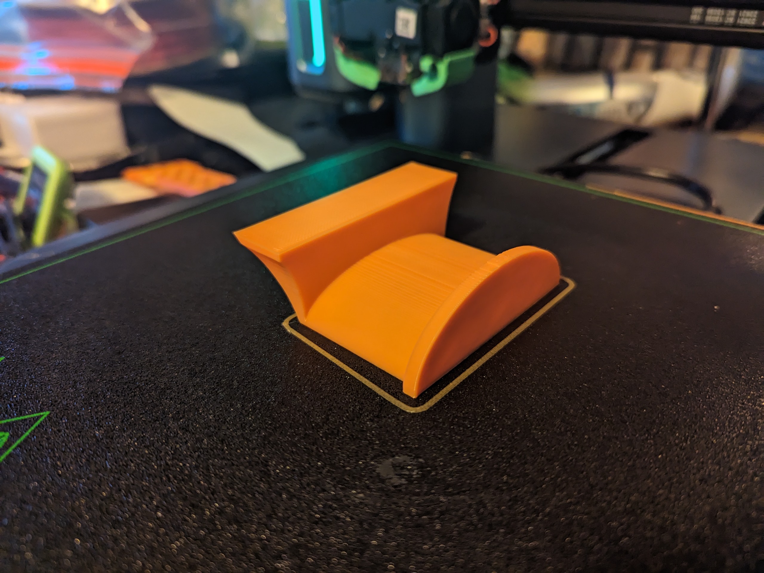 Yet another Headphone holder