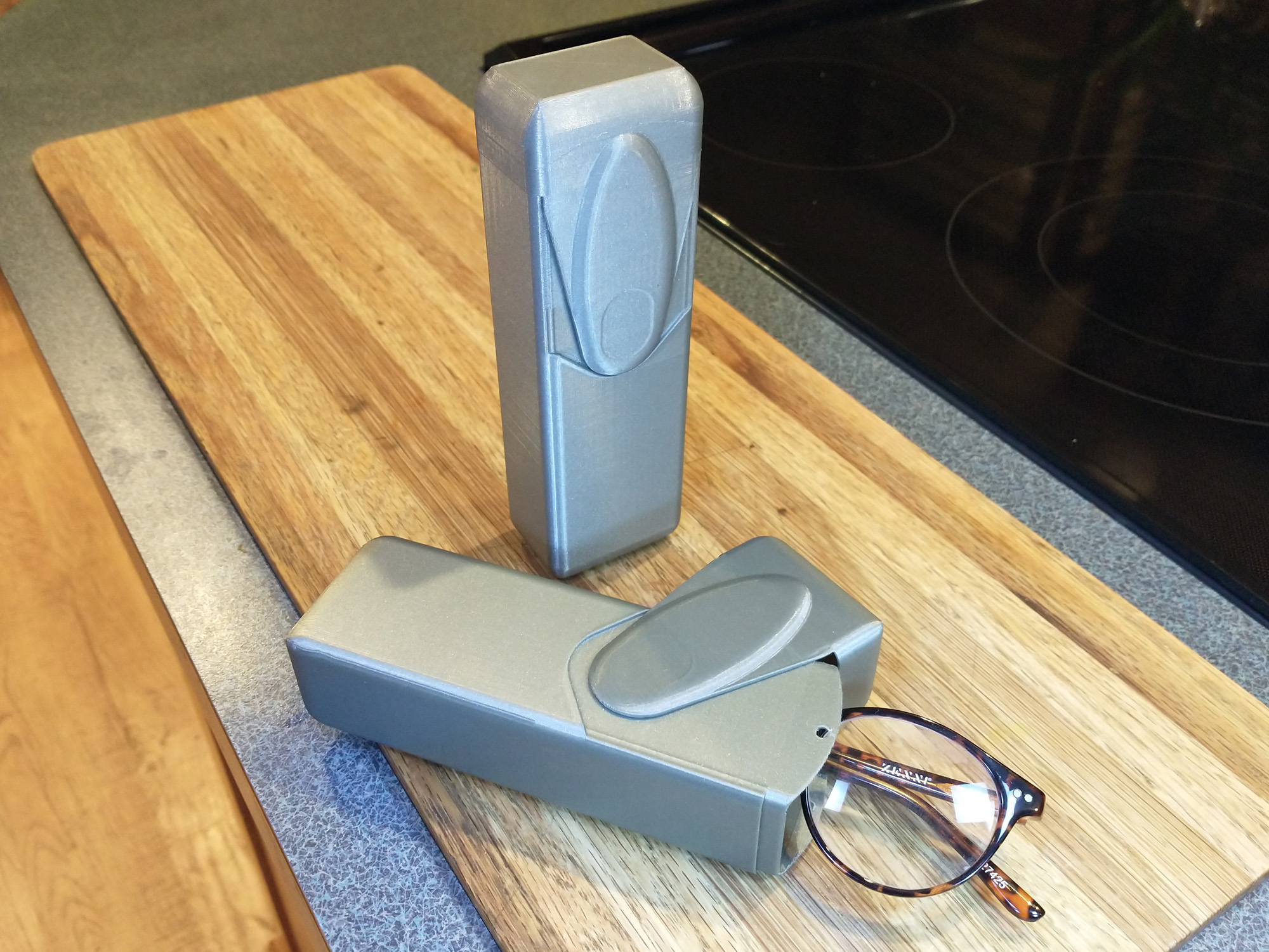 Swing-A-Way Glasses Case