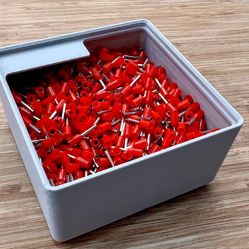 【未使用】Pinfinity　Red Collection　ピンズセット img_2798.jpg