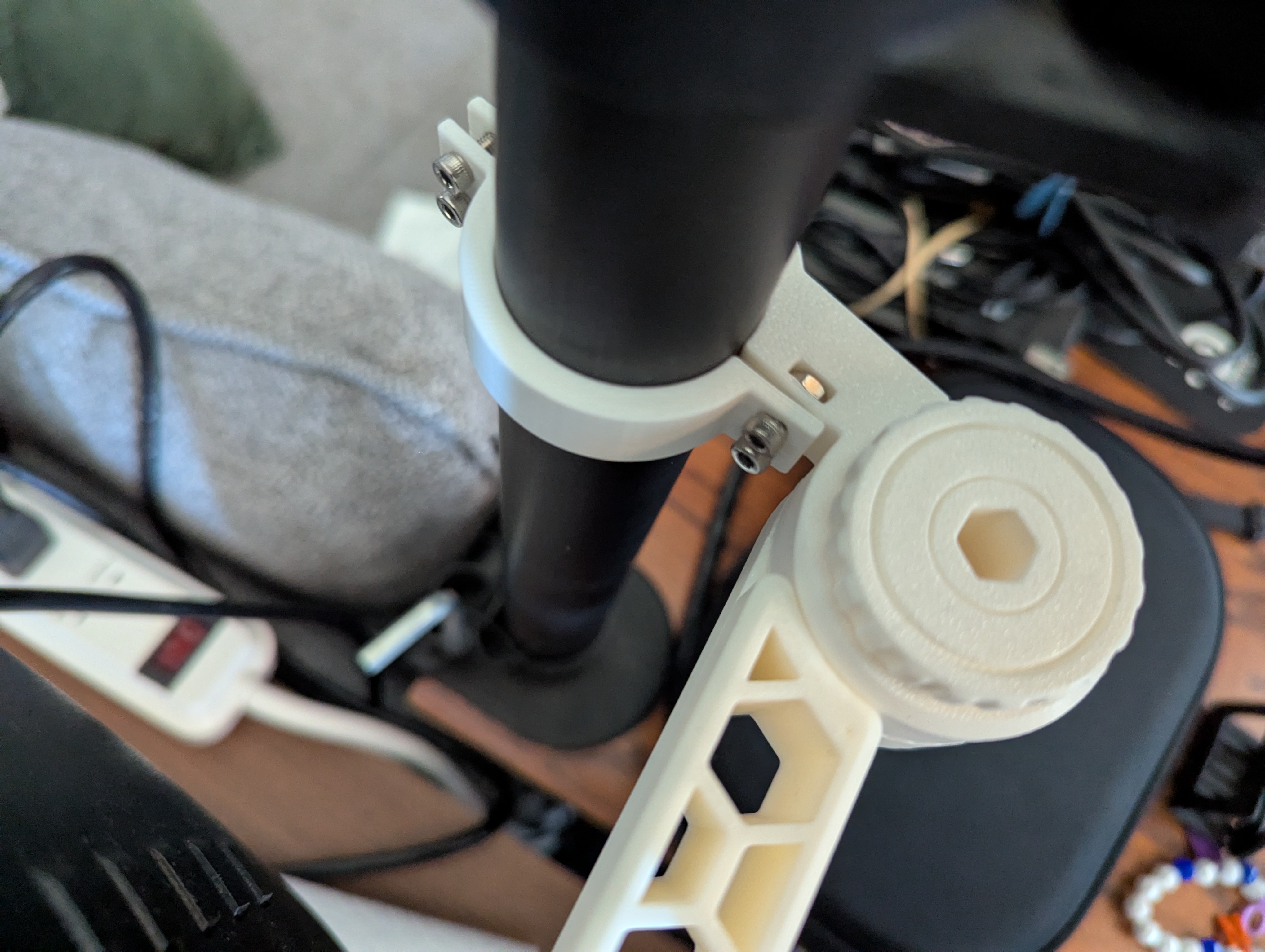 Pole mount and Endoscope mount for small arm system