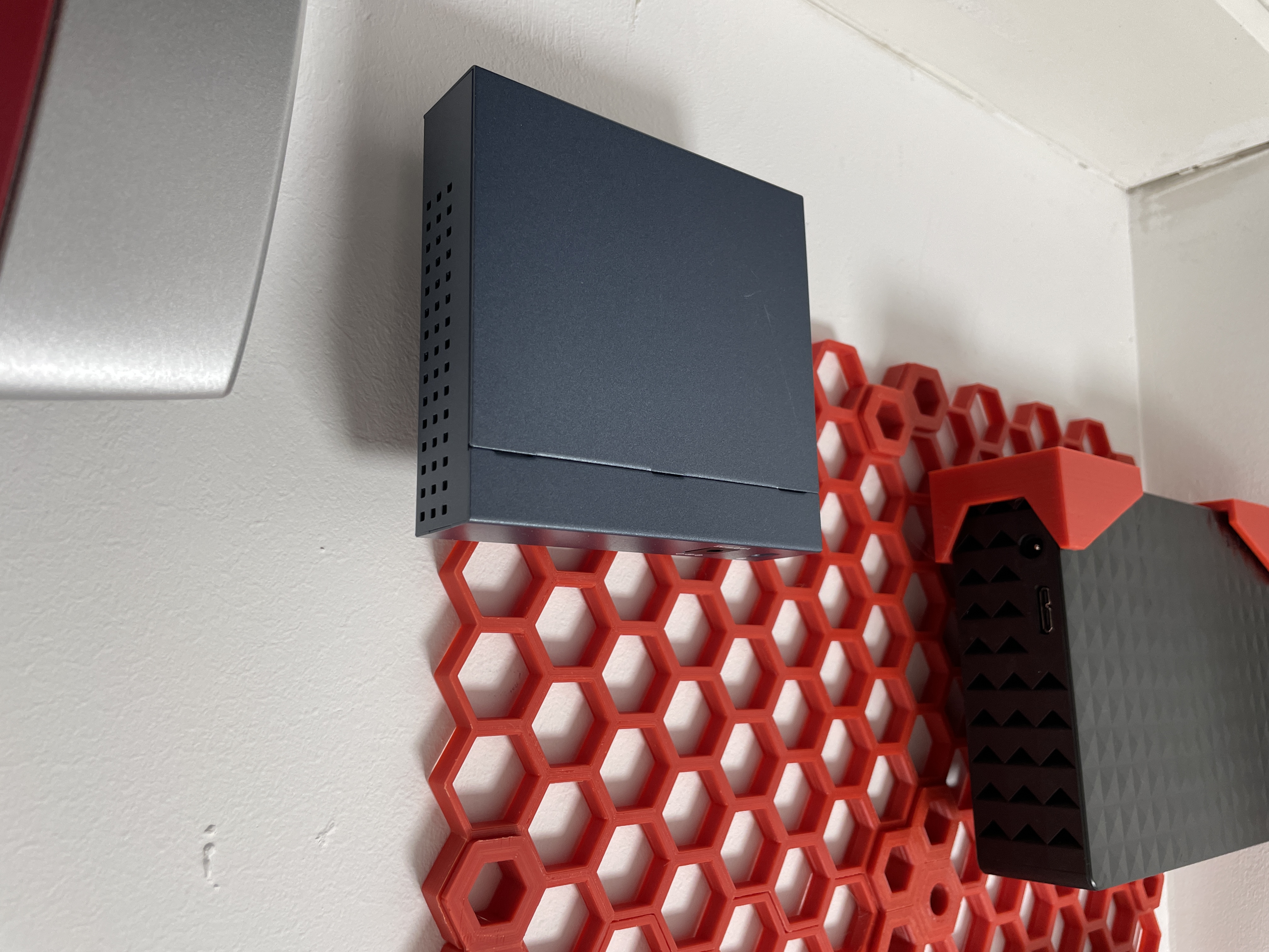 TP-Link switch mount for Honeycomb storage wall