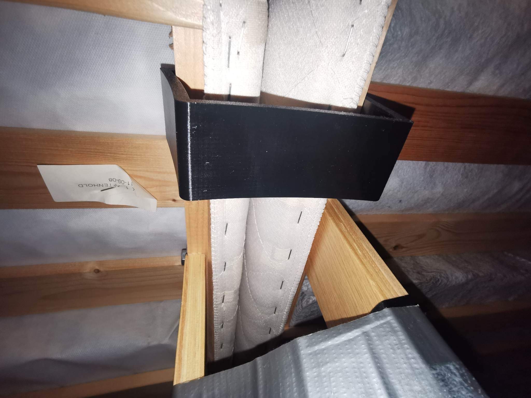 Bed frame clamp by Godvik3D Download free STL model