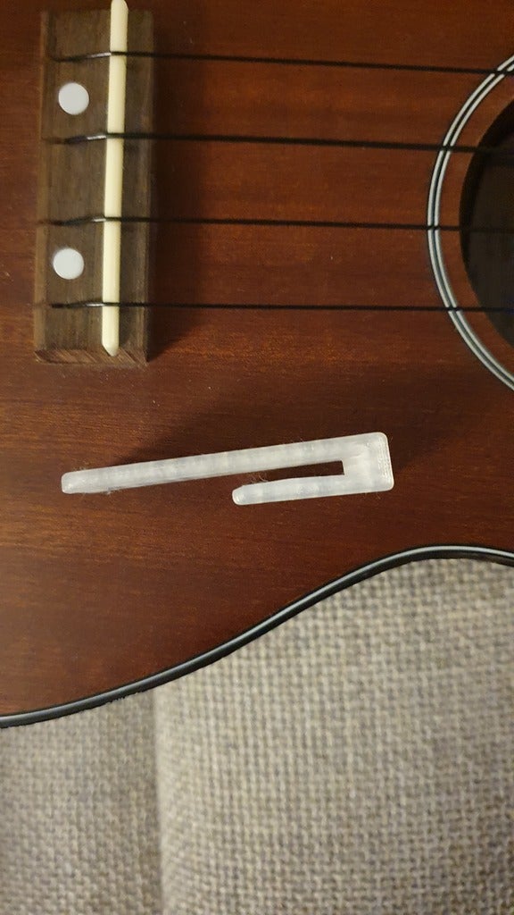 Miniatura 3 do modelo 3D Ukulele strap clip