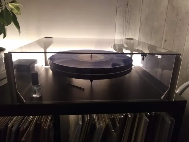 Dust Cover for Record Player