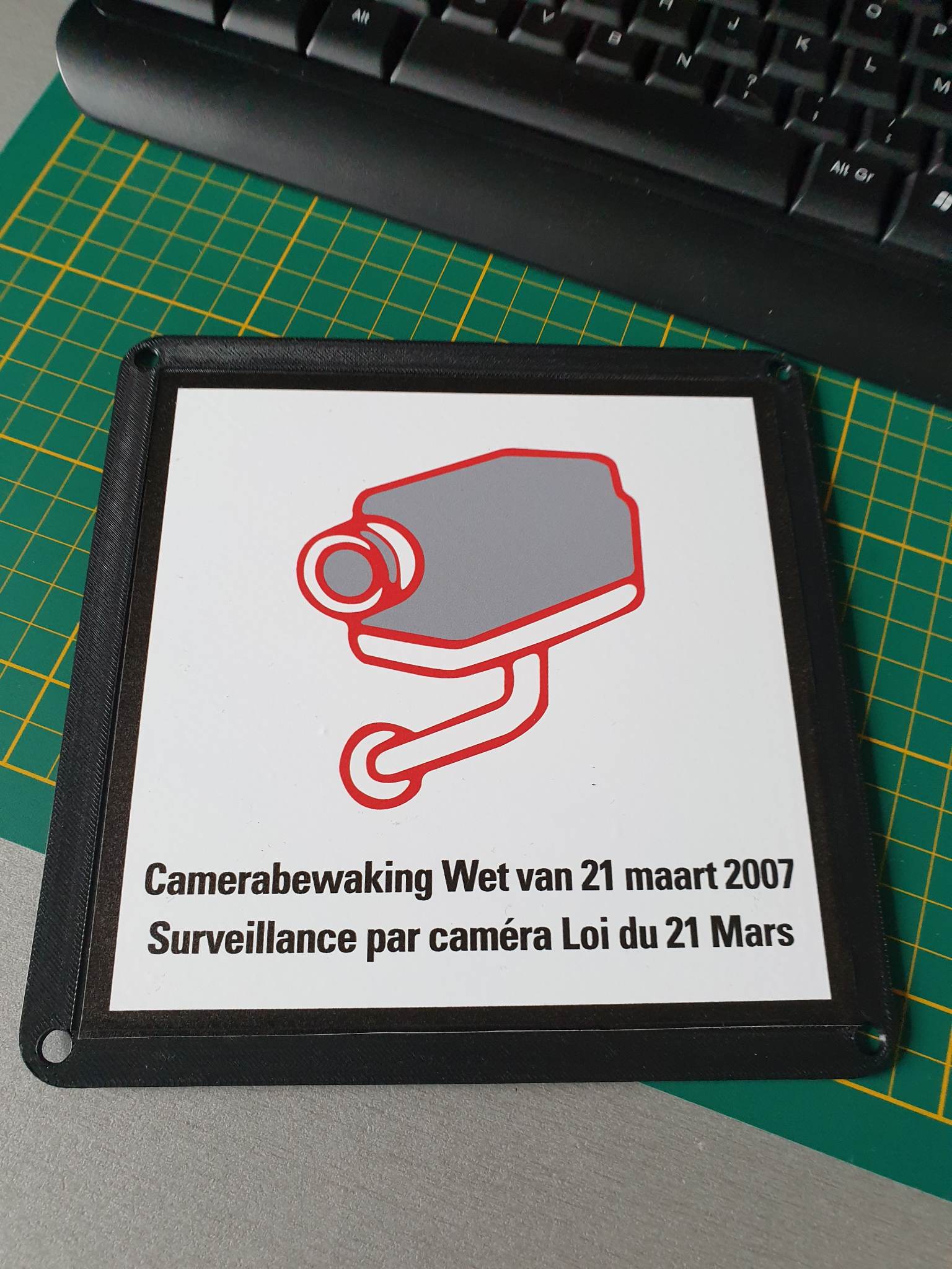 Support pour sticker de vidéosurveillance 15/15cm
