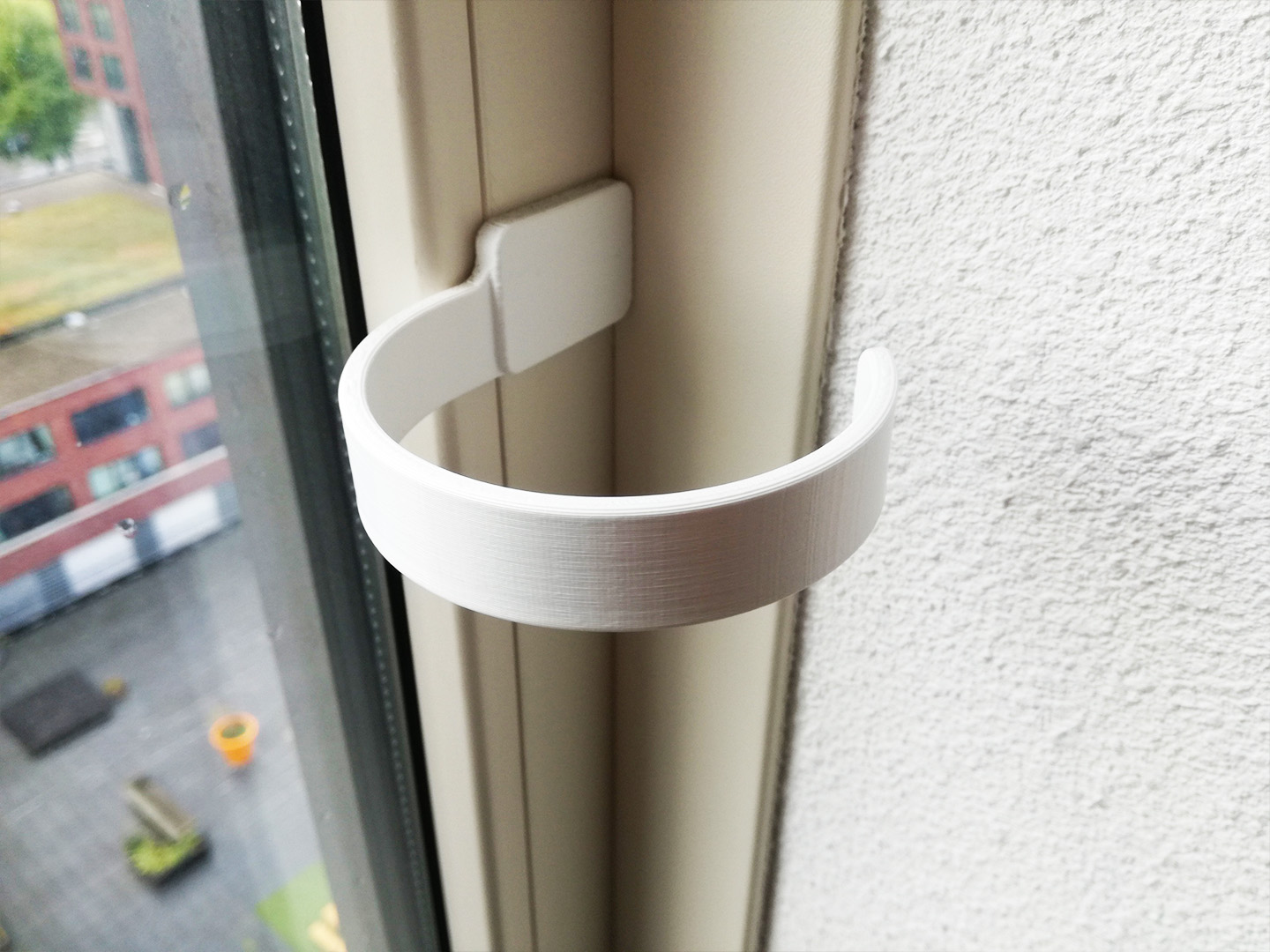 Miniatura 2 do modelo 3D Curtain hook holder