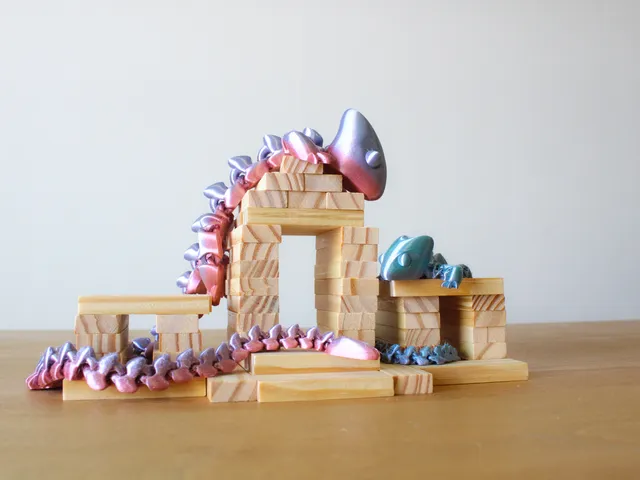 Articulated Dragon 001