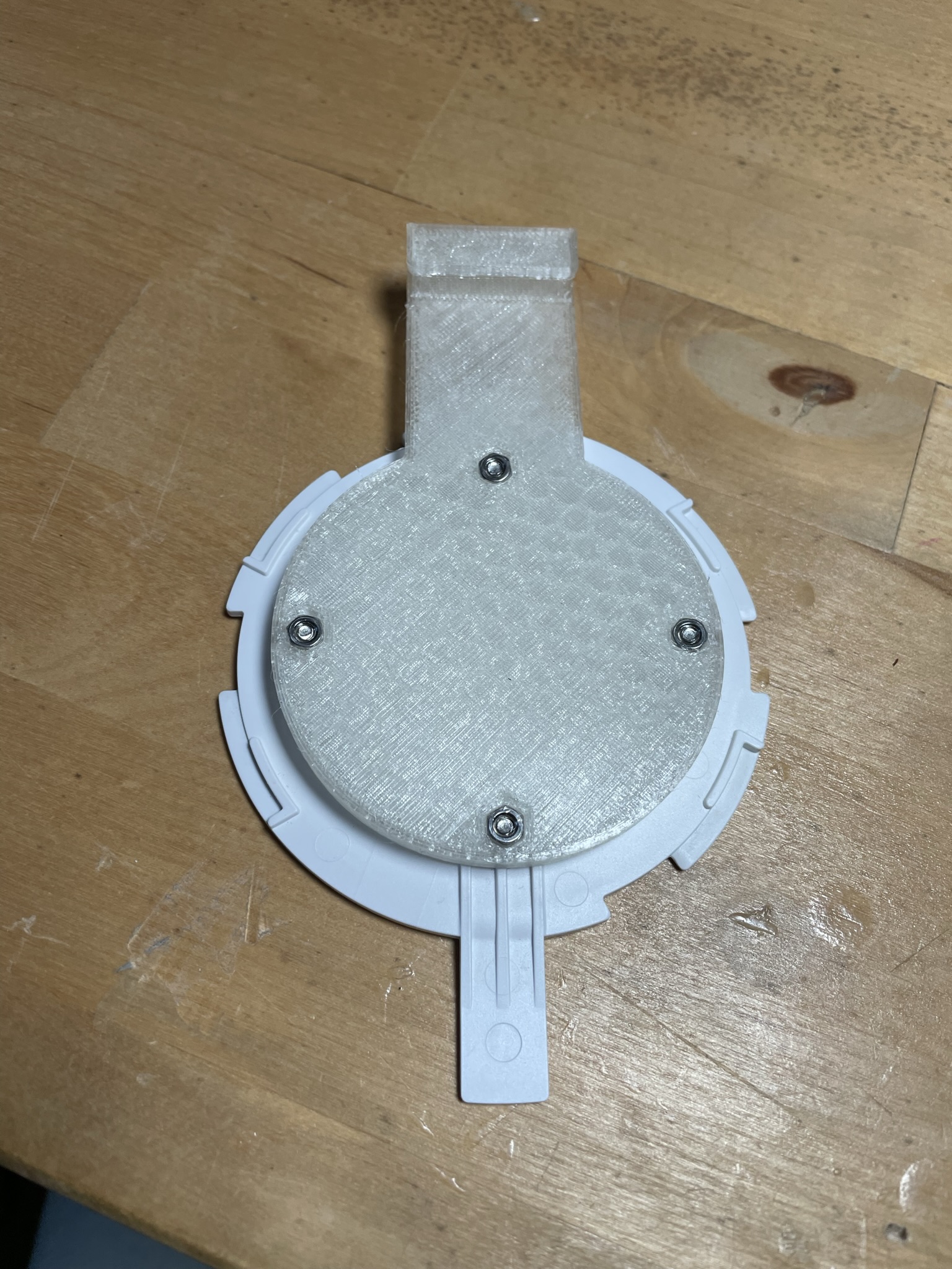 Hangmount for Ubiquiti AP AC Lite